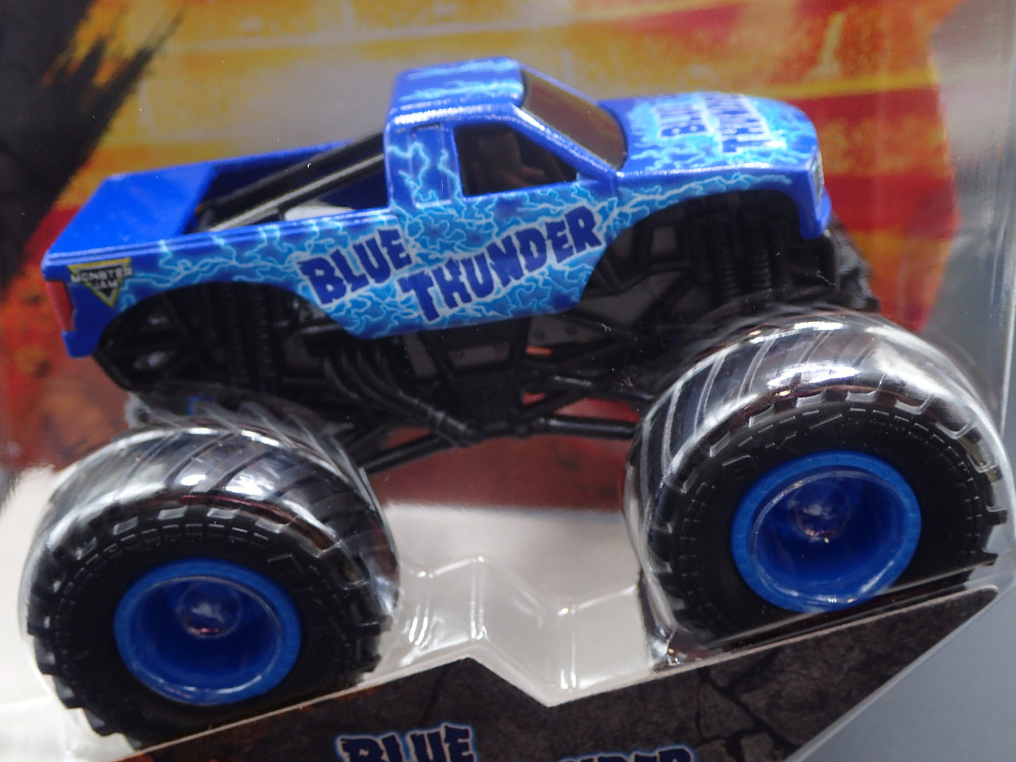 2025 SPIN MASTER MONSTER JAM TRUCK BLUE THUNDER LEGACY TRUCKS SERIES 43