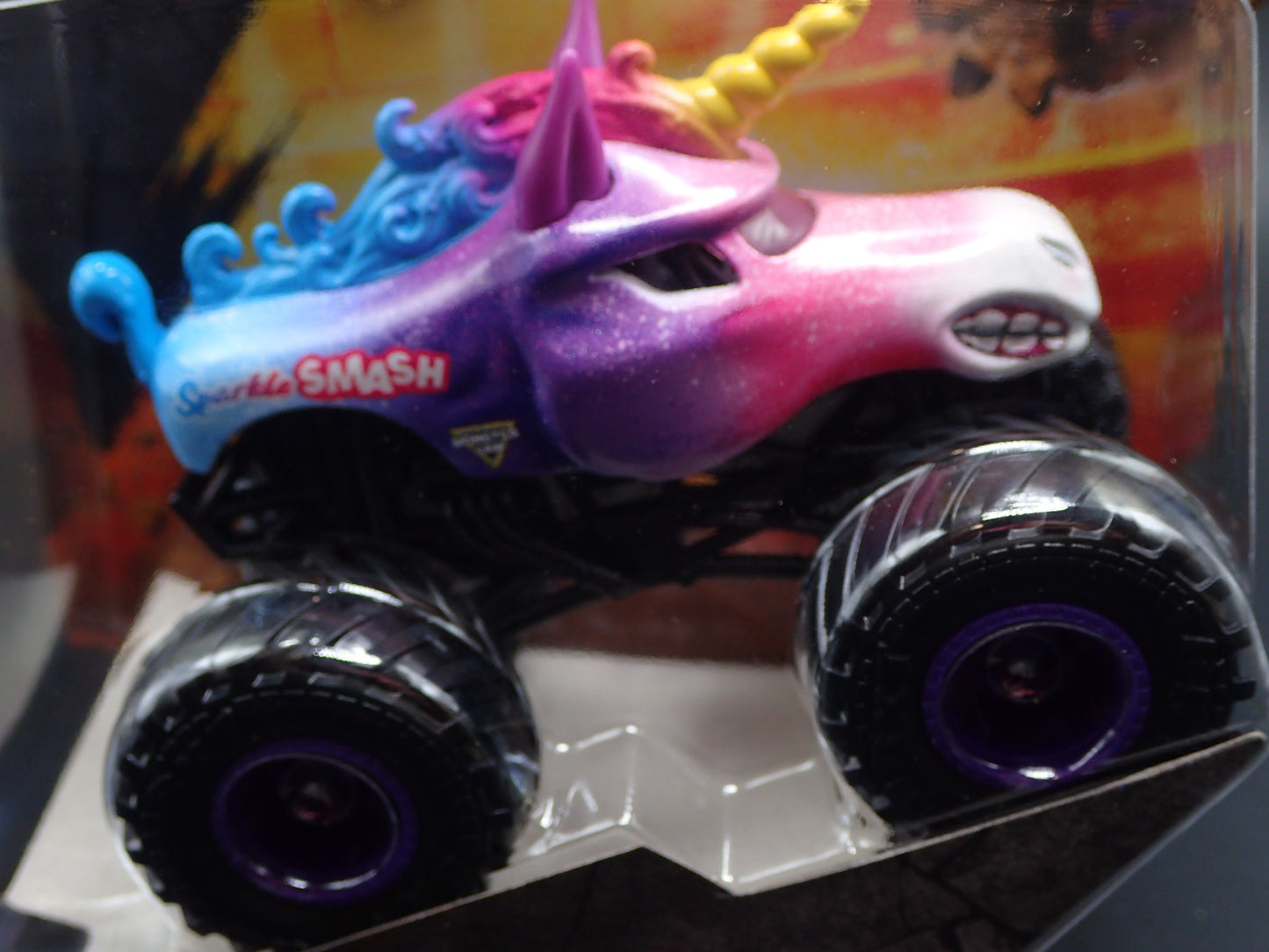 2025 SPIN MASTER MONSTER JAM TRUCK SPARKLE SMASH UNICORN LEGACY TRUCKS SERIES 43