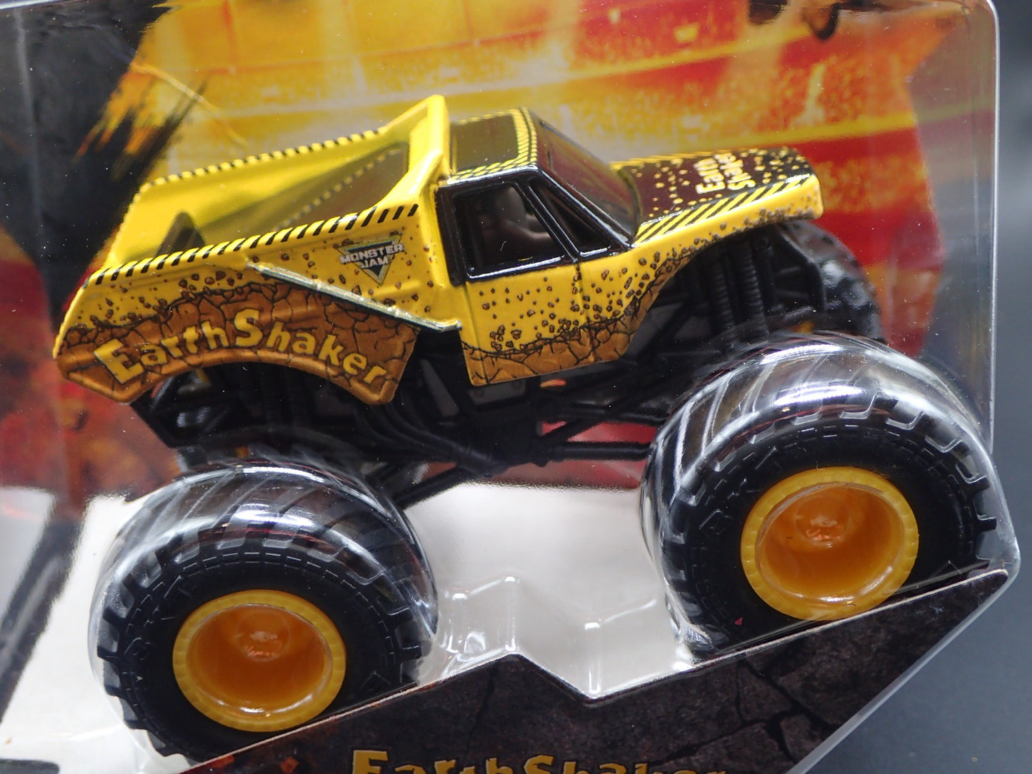 2025 SPIN MASTER MONSTER JAM TRUCK EARTH SHAKER DUMP LEGACY TRUCKS SERIES 43