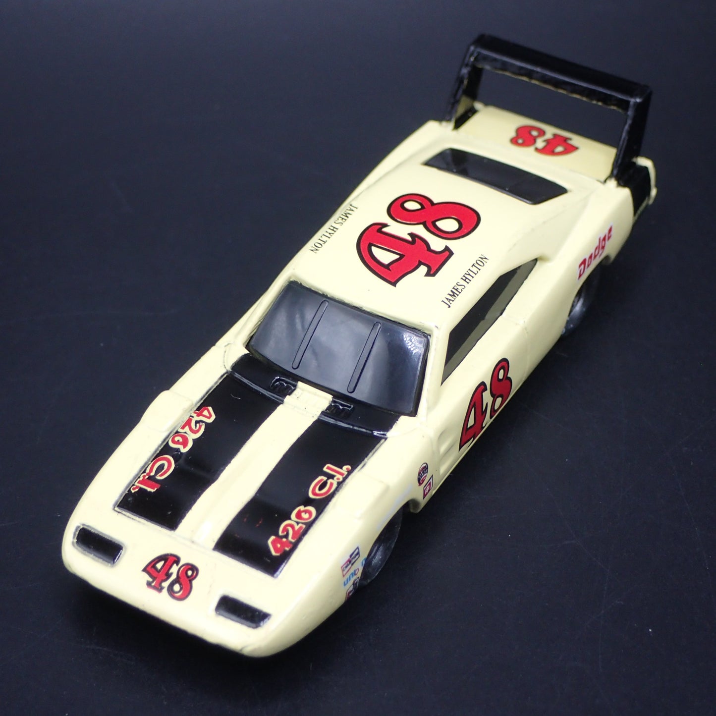 1969 69 DODGE CHARGER DAYTONA NASCAR JAMES HYLTON 1:64 SCALE DIECAST MODEL CAR