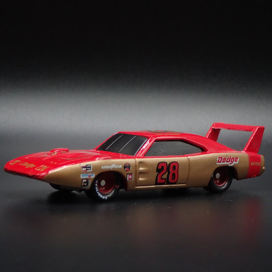 1969 69 DODGE CHARGER DAYTONA NASCAR FRED LORENZEN 1:64 SCALE DIECAST MODEL CAR