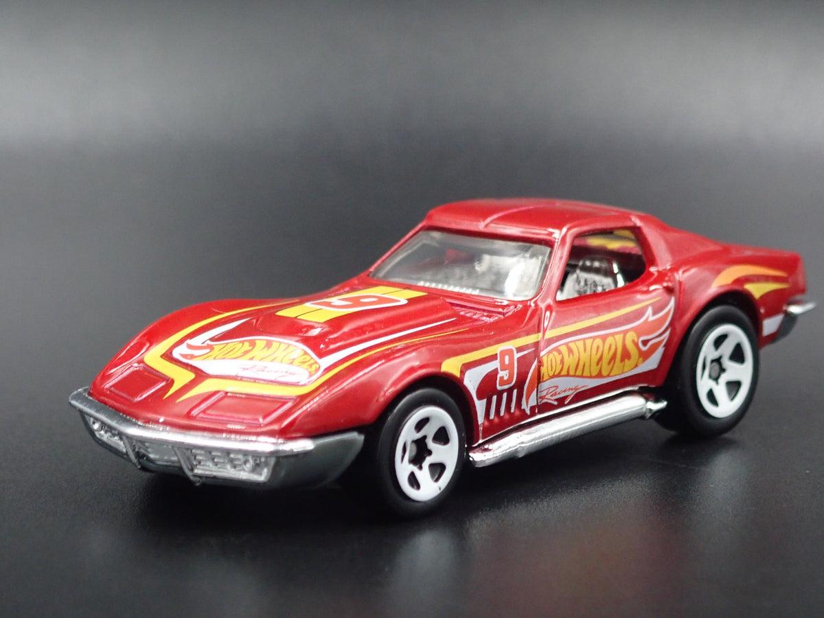 1969 69 CHEVY CHEVROLET CORVETTE STINGRAY RED 1:64 SCALE DIORAMA DIECAST MODEL CAR