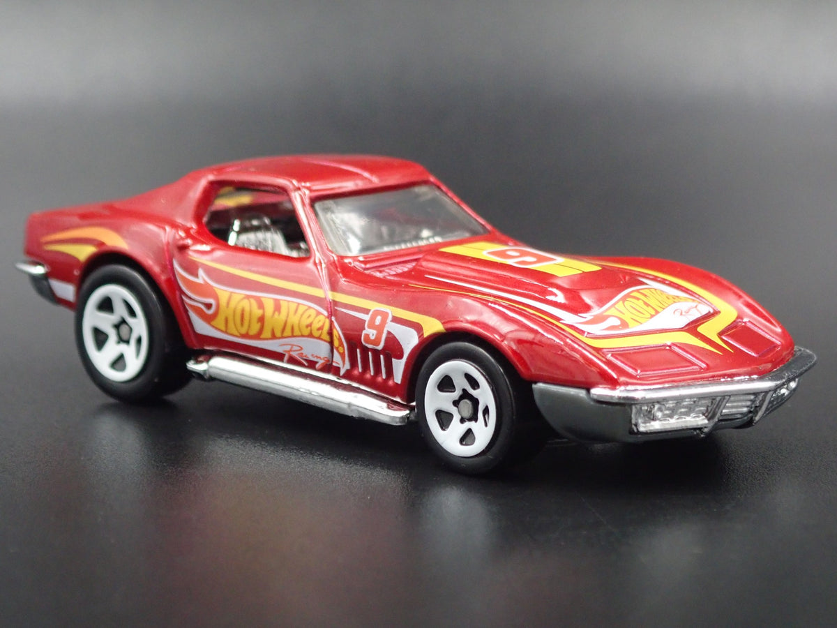 1969 69 CHEVY CHEVROLET CORVETTE STINGRAY RED 1:64 SCALE DIORAMA DIECAST MODEL CAR