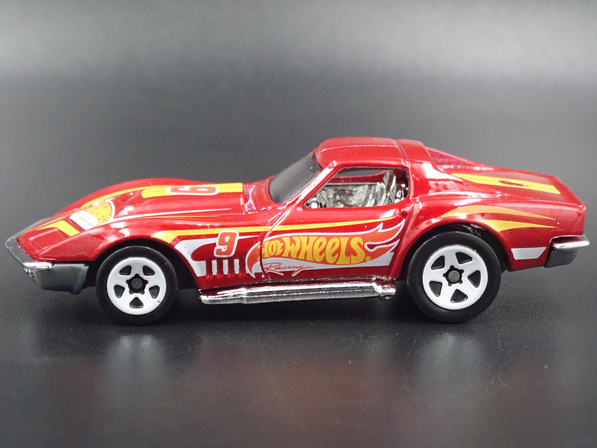1969 69 CHEVY CHEVROLET CORVETTE STINGRAY RED 1:64 SCALE DIORAMA DIECAST MODEL CAR