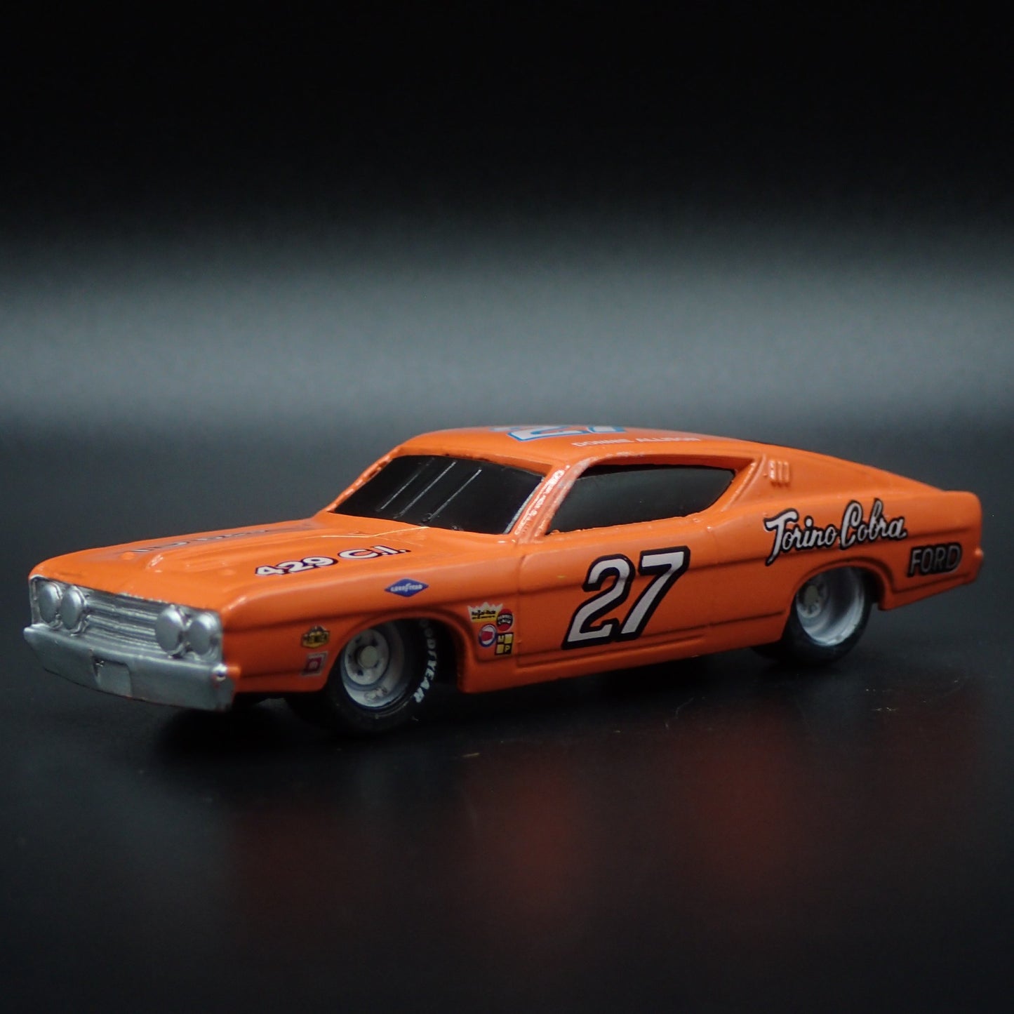 1969 69 FORD TORINO COBRA DONNIE ALLISON #27 NASCAR 1:64 SCALE DIECAST MODEL CAR