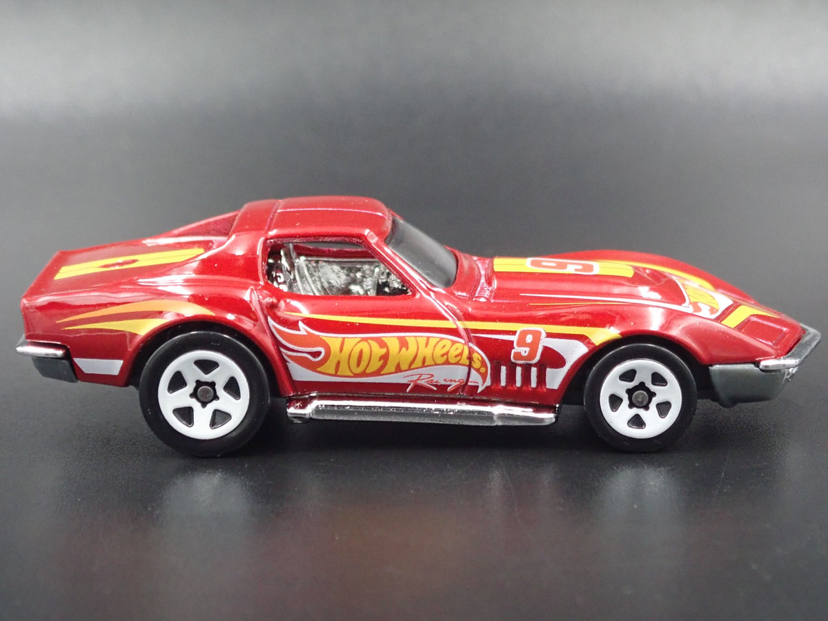 1969 69 CHEVY CHEVROLET CORVETTE STINGRAY RED 1:64 SCALE DIORAMA DIECAST MODEL CAR