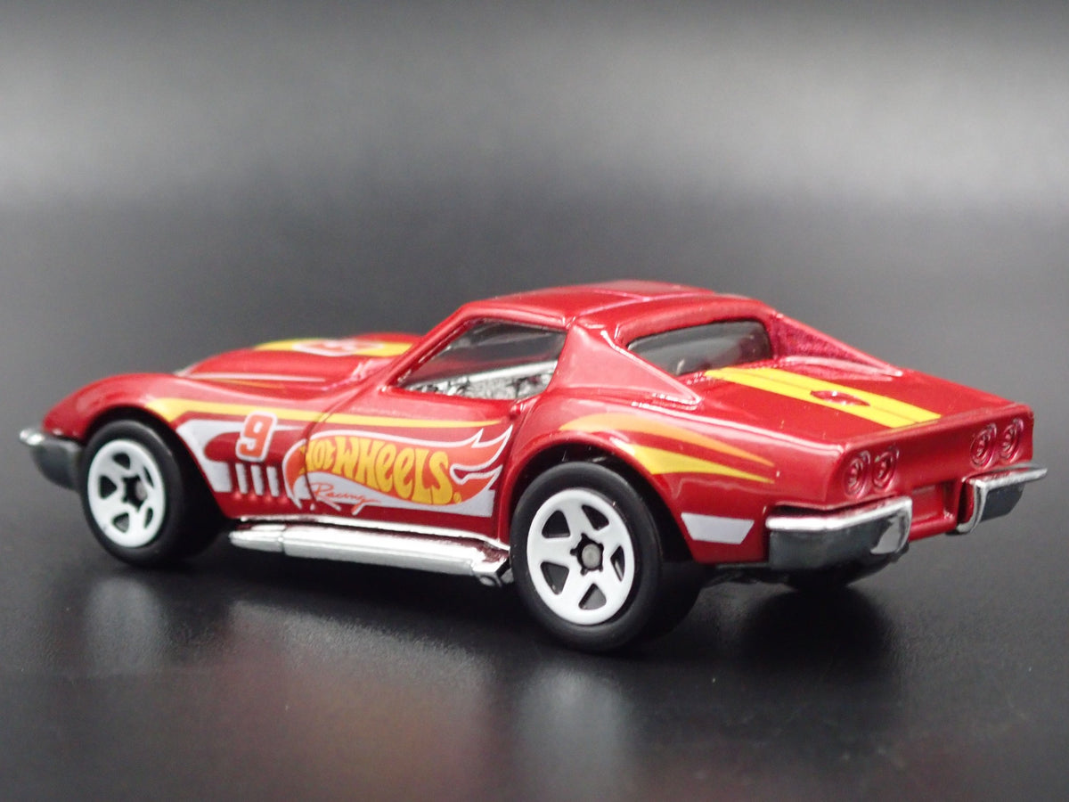 1969 69 CHEVY CHEVROLET CORVETTE STINGRAY RED 1:64 SCALE DIORAMA DIECAST MODEL CAR