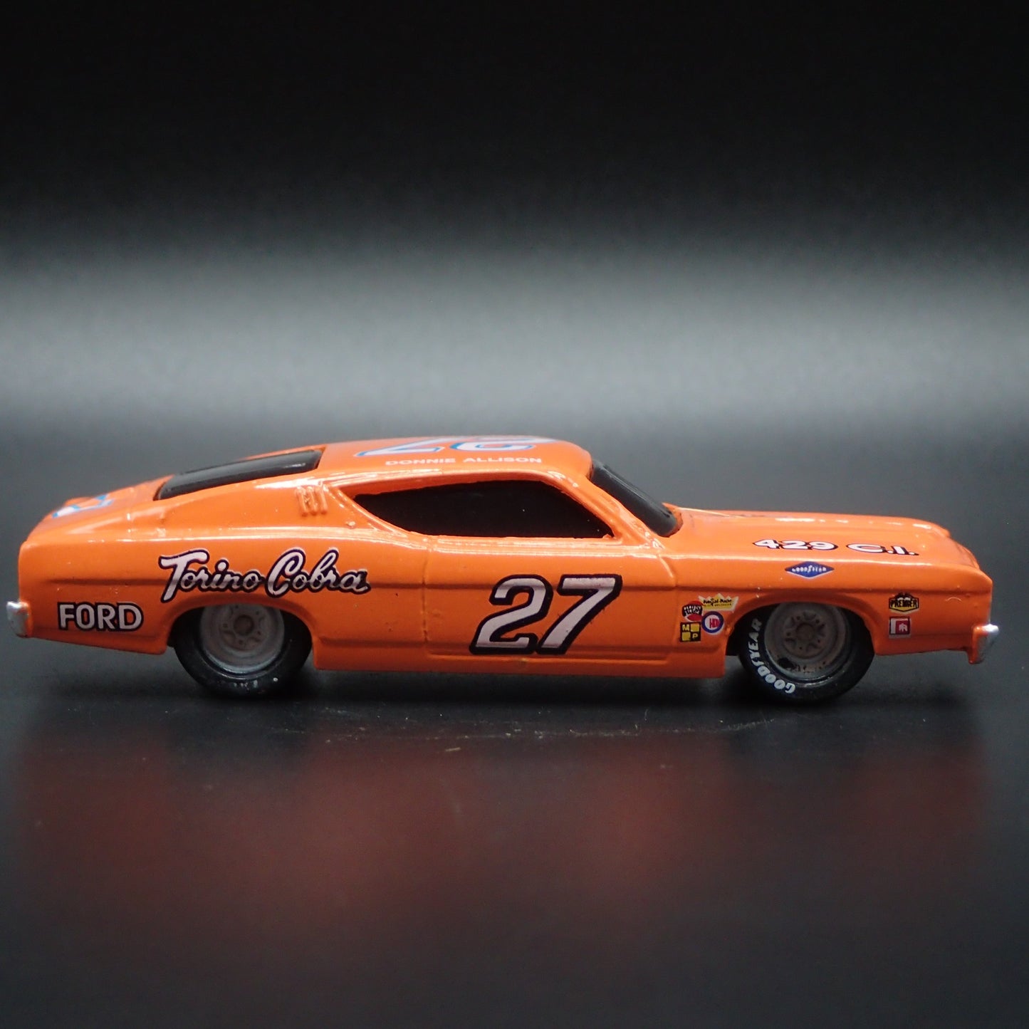 1969 69 FORD TORINO COBRA DONNIE ALLISON #27 NASCAR 1:64 SCALE DIECAST MODEL CAR
