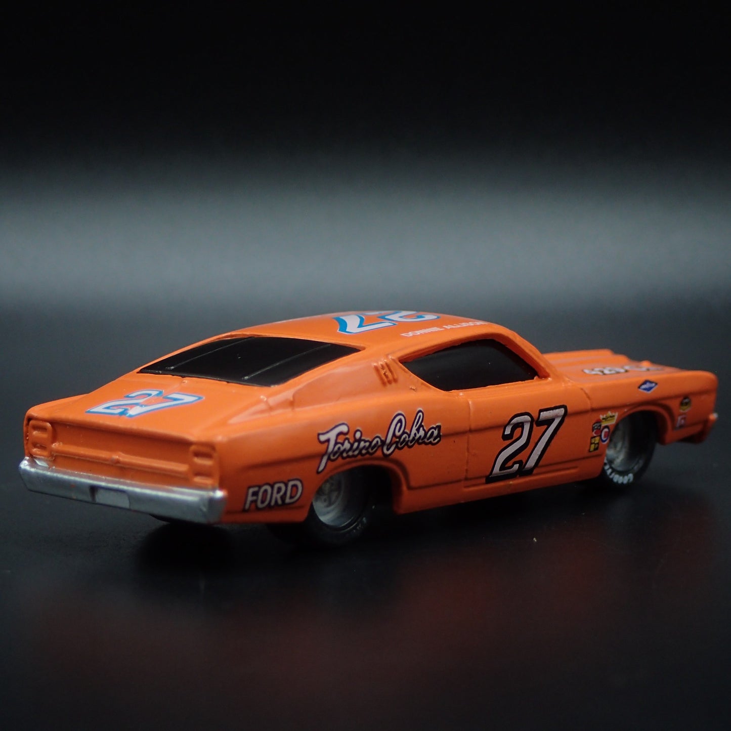 1969 69 FORD TORINO COBRA DONNIE ALLISON #27 NASCAR 1:64 SCALE DIECAST MODEL CAR