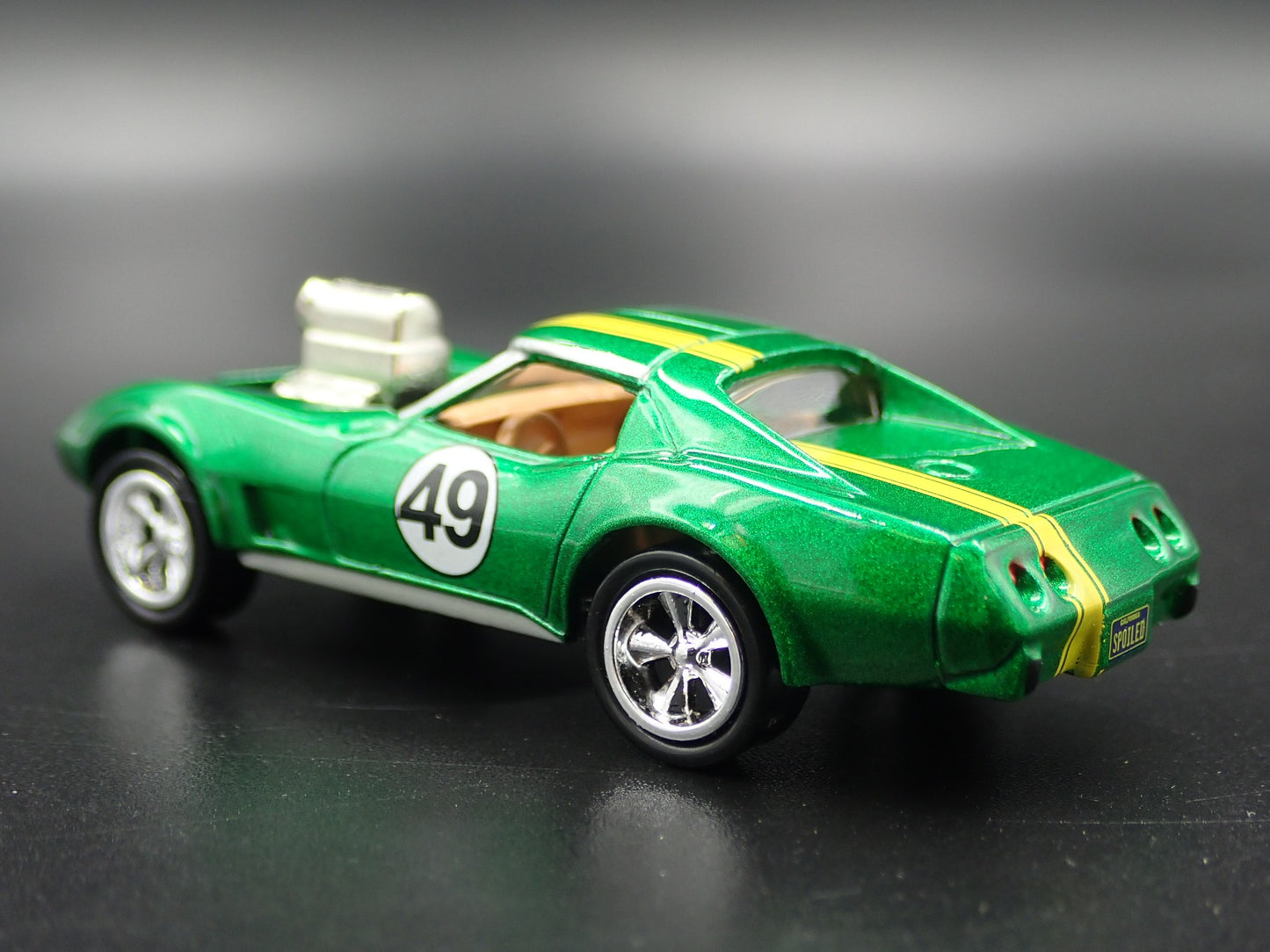 1975 75 CHEVY CHEVROLET CORVETTE GREEN 1:64 SCALE COLLECTIBLE DIECAST MODEL CAR