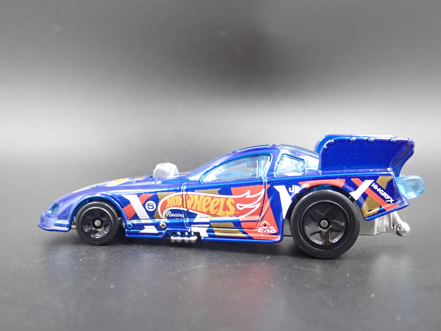 2005- 2009 FORD MUSTANG FUNNY CAR NHRA BLUE 1:64 SCALE DIORAMA DIECAST MODEL CAR