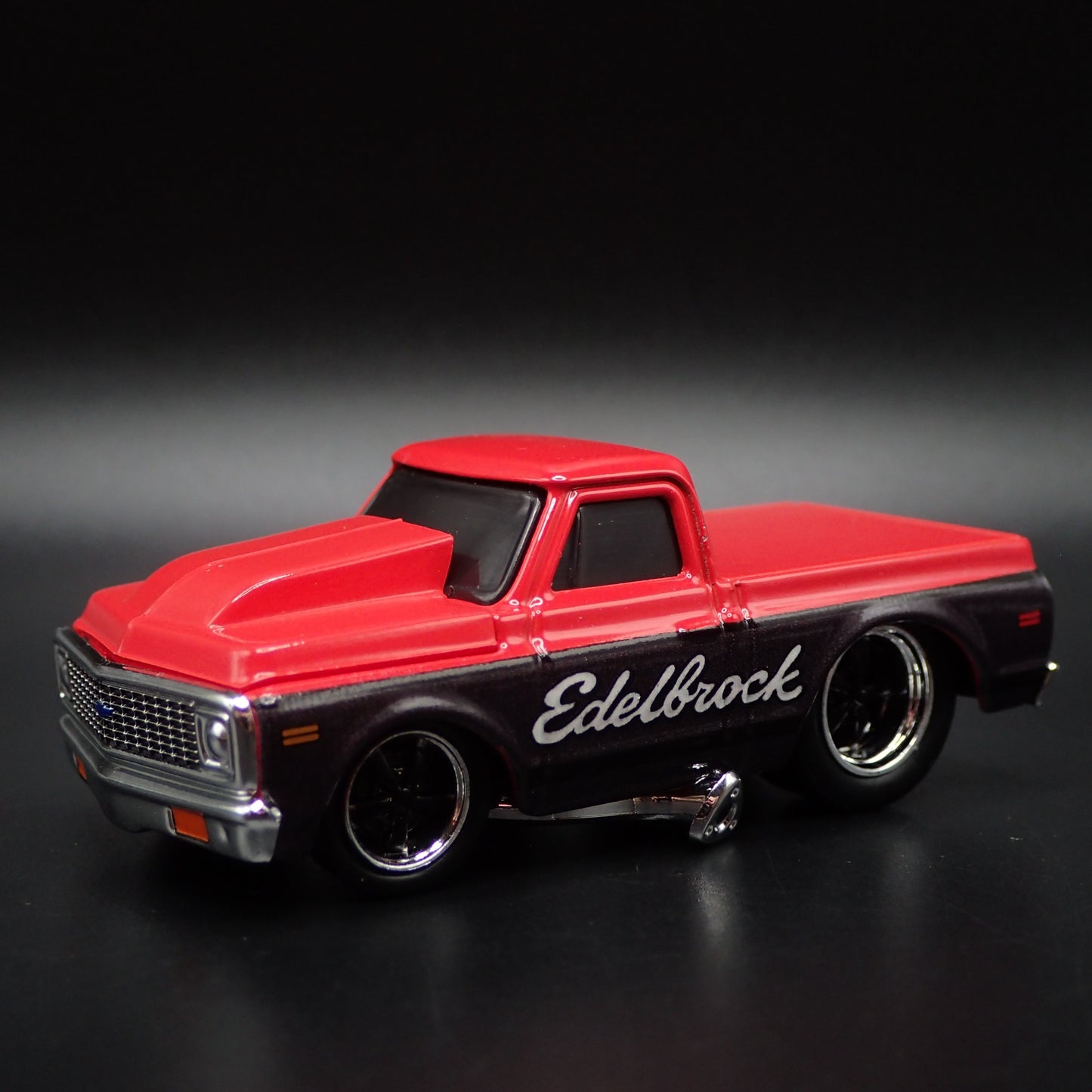 1972 72 CHEVY CHEVROLET C10 PICKUP TRUCK EDELBROCK 1:64 SCALE DIECAST MODEL CAR