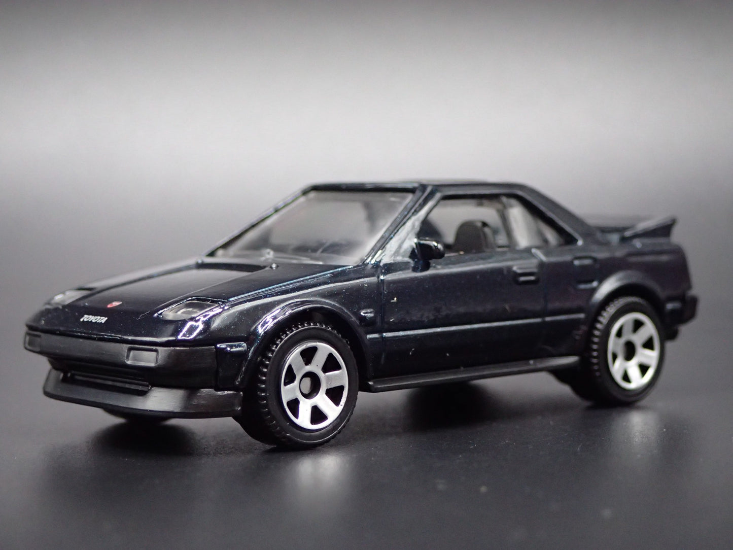 1984-1989 TOYOTA MR2 LIGHTS DOWN BLACK 1/64 SCALE COLLECTIBLE DIECAST MODEL CAR