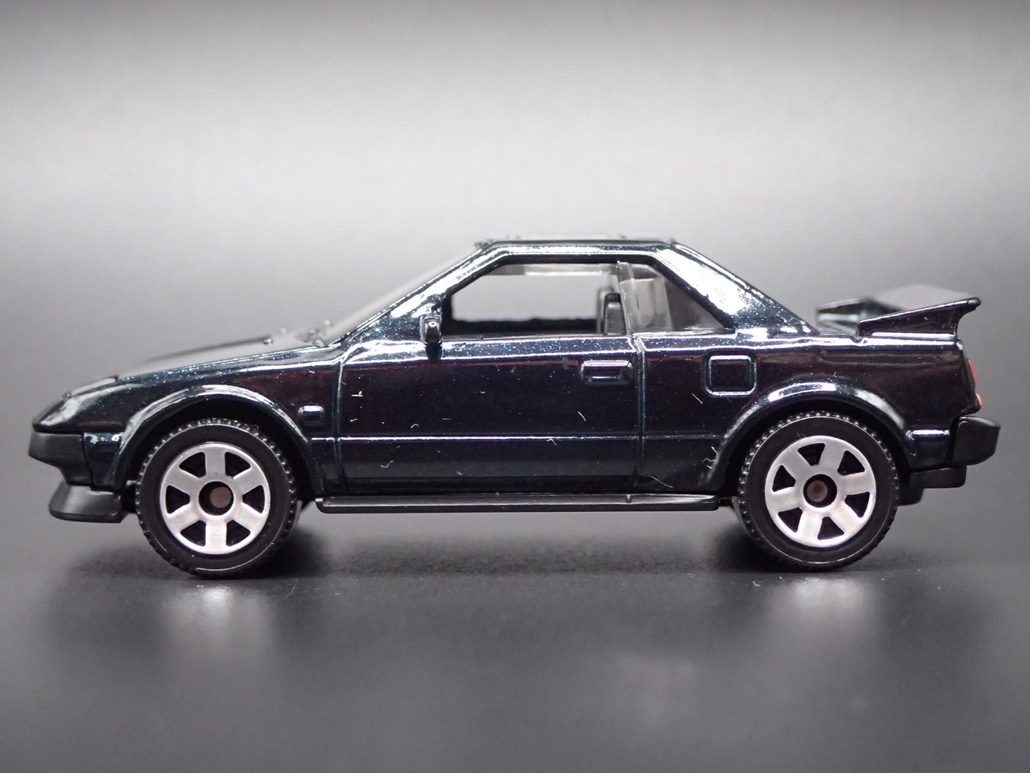 1984-1989 TOYOTA MR2 LIGHTS DOWN BLACK 1/64 SCALE COLLECTIBLE DIECAST MODEL CAR