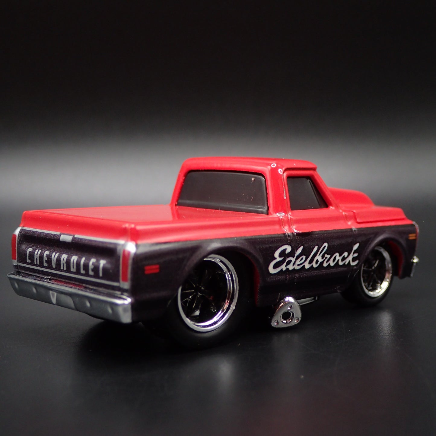 1972 72 CHEVY CHEVROLET C10 PICKUP TRUCK EDELBROCK 1:64 SCALE DIECAST MODEL CAR
