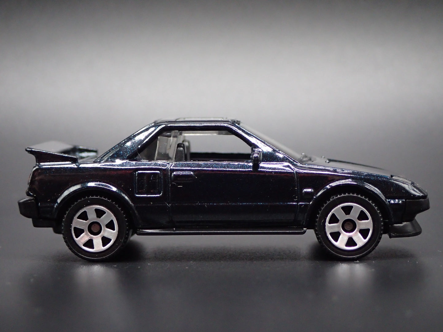 1984-1989 TOYOTA MR2 LIGHTS DOWN BLACK 1/64 SCALE COLLECTIBLE DIECAST MODEL CAR