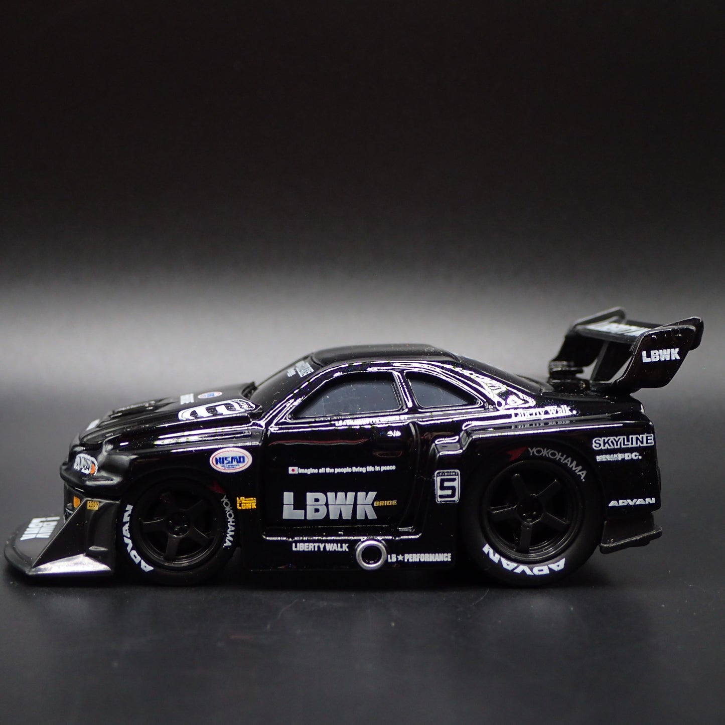 1999-2002 NISSAN SKYLINE GTR R34 BNR34 LIBERYY WALK 1:64 SCALE DIECAST MODEL CAR
