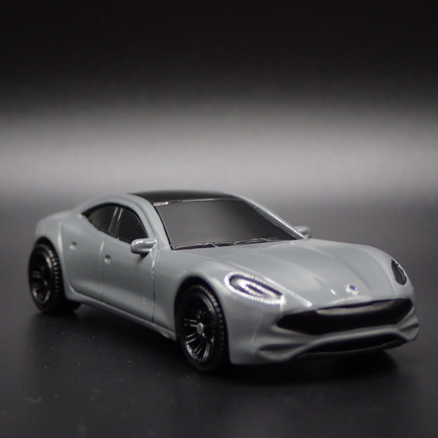 2021-2022 KARMA AUTOMOTIVE KARMA GS-6 HYBRID GRAY 1:64 SCALE DIECAST MODEL CAR