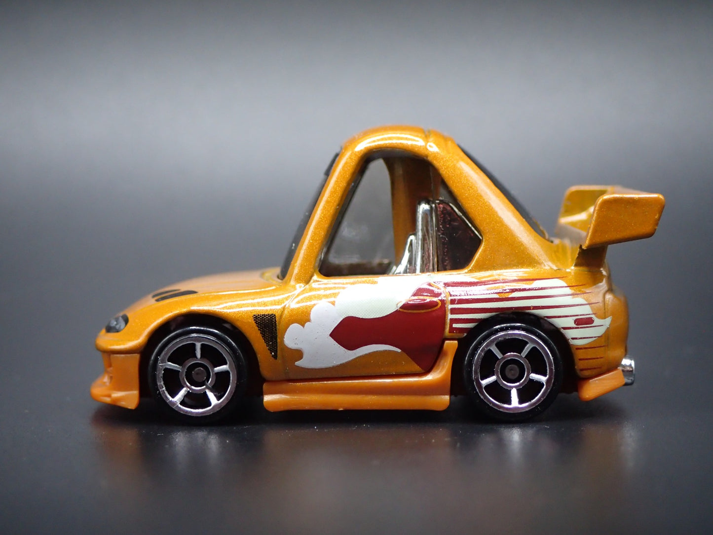 1993-2002 TOYOTA SUPRA TOONED FAST FURIOUS 1/64 SCALE DIORAMA DIECAST MODEL CAR