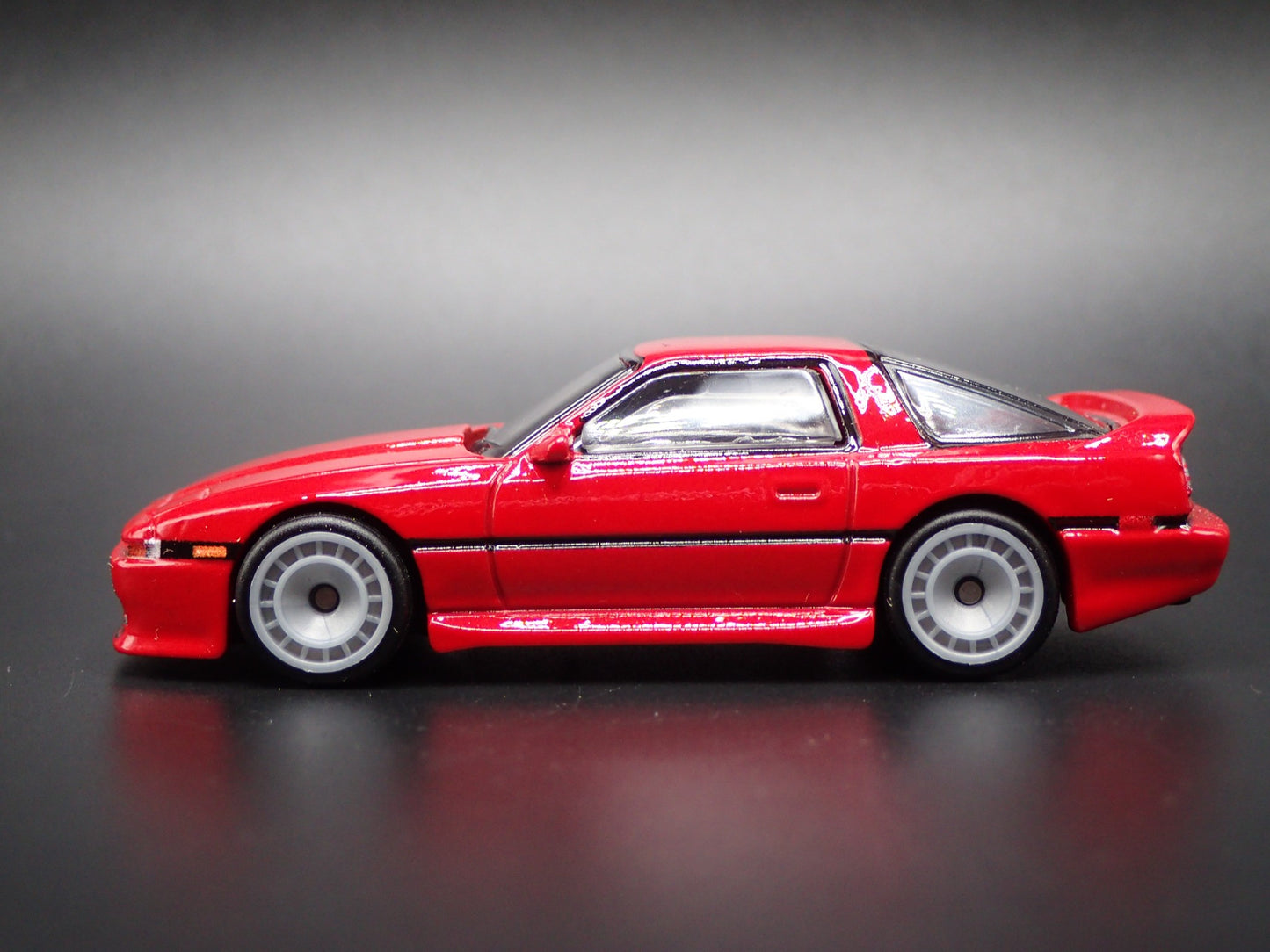 1986-1993 TOYOTA SUPRA RED 1/64 SCALE COLLECTIBLE DIORAMA DIECAST MODEL CAR