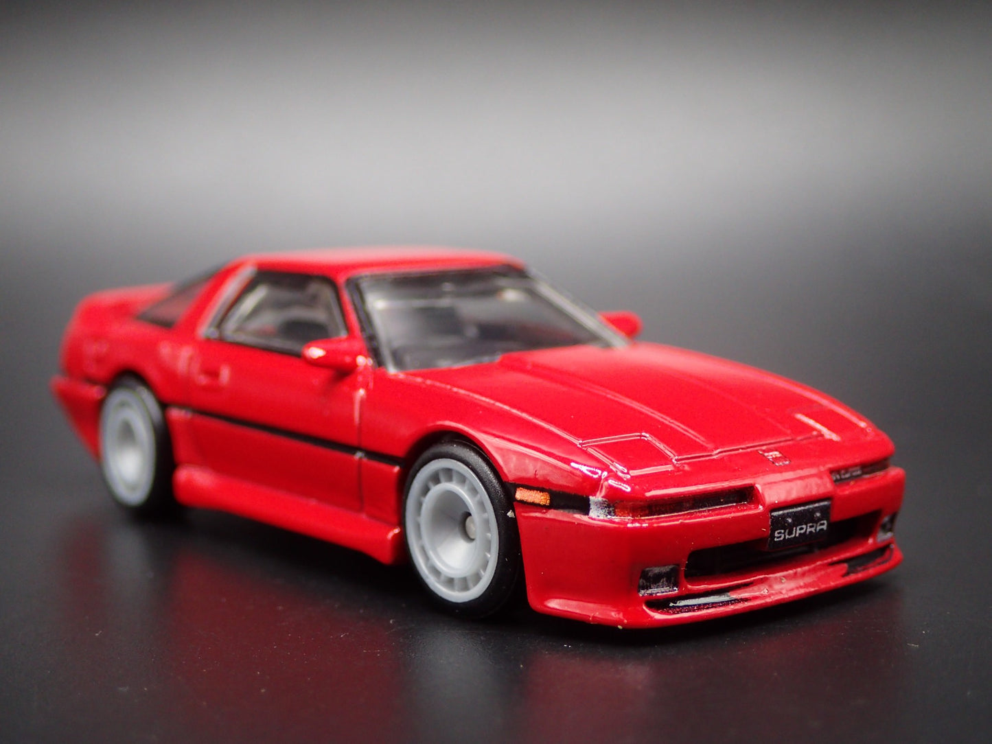 1986-1993 TOYOTA SUPRA RED 1/64 SCALE COLLECTIBLE DIORAMA DIECAST MODEL CAR