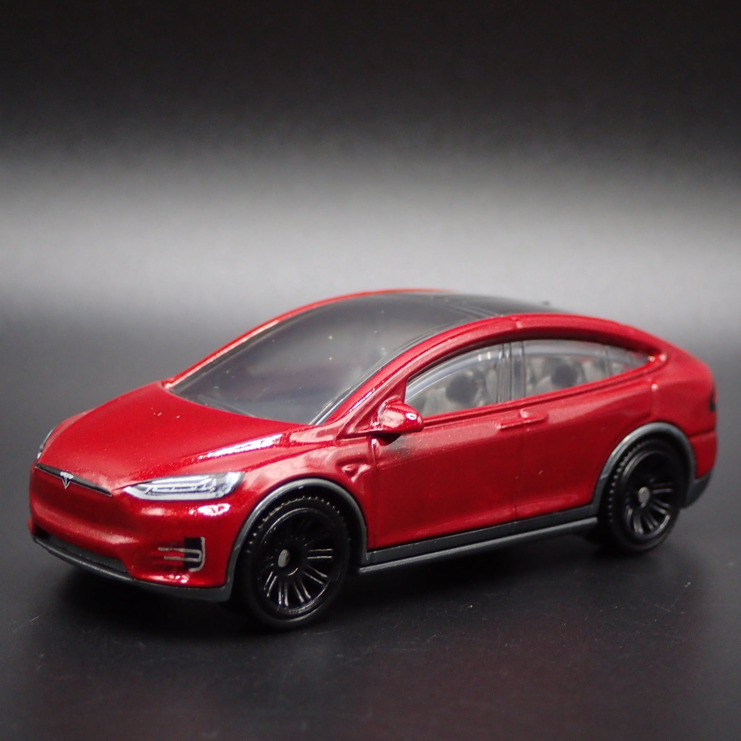 2016-2025 TESLA MODEL X SUV RED 1:64 SCALE COLLECTIBLE DIORAMA DIECAST MODEL CAR