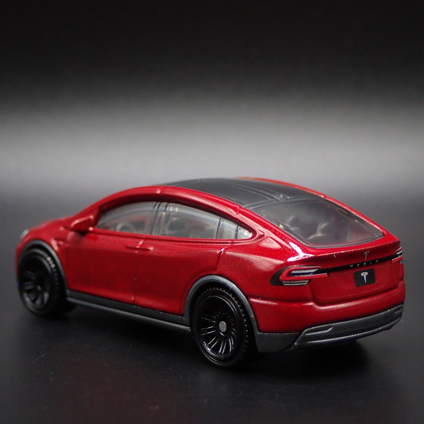 2016-2025 TESLA MODEL X SUV RED 1:64 SCALE COLLECTIBLE DIORAMA DIECAST MODEL CAR