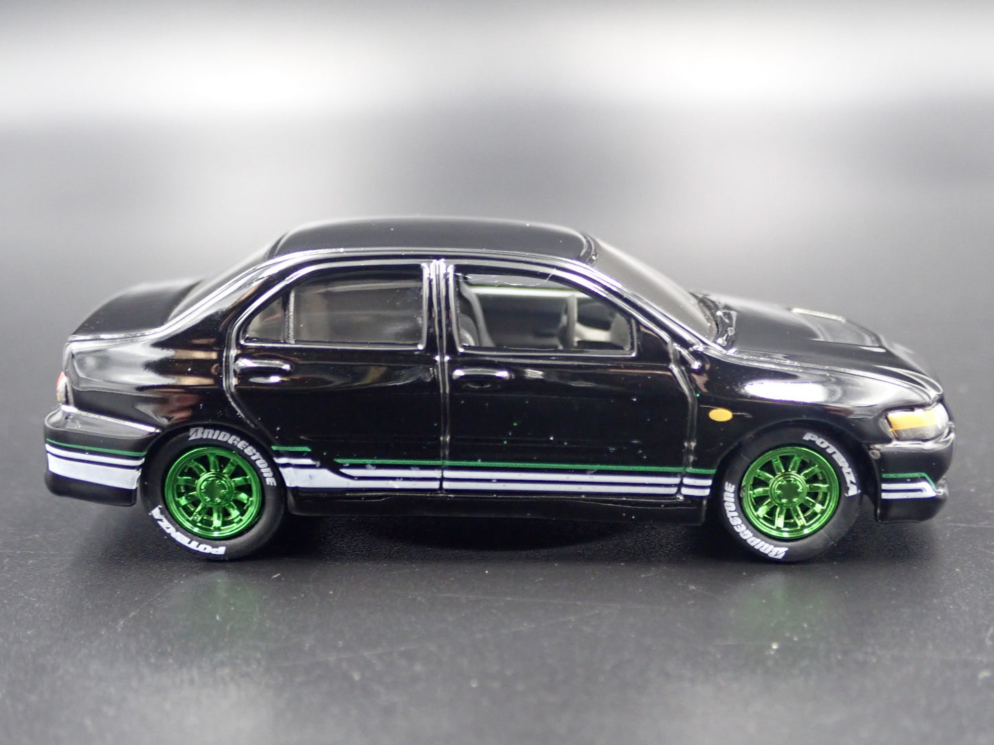 1999-2007 MITSUBISHI LANCER EVOLUTION EVO IV BLACK 1:64 SCALE DIECAST MODEL CAR