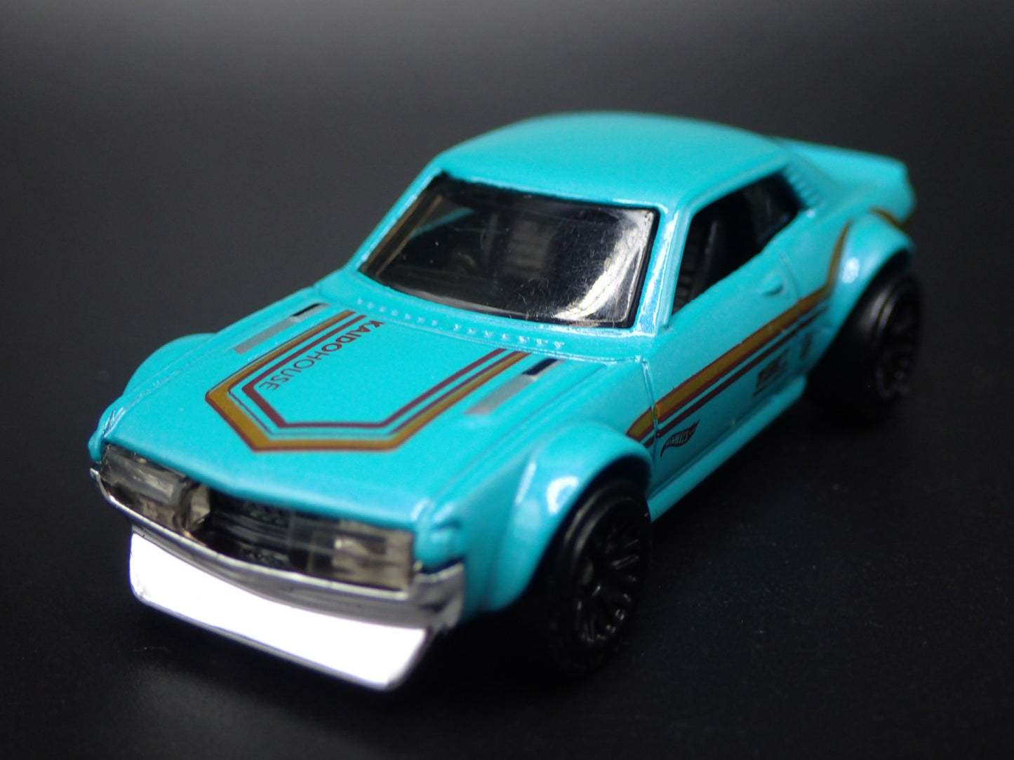 1970-1977 TOYOTA CELICA RARE 1:64 SCALE COLLECTIBLE DIORAMA DIECAST MODEL CAR