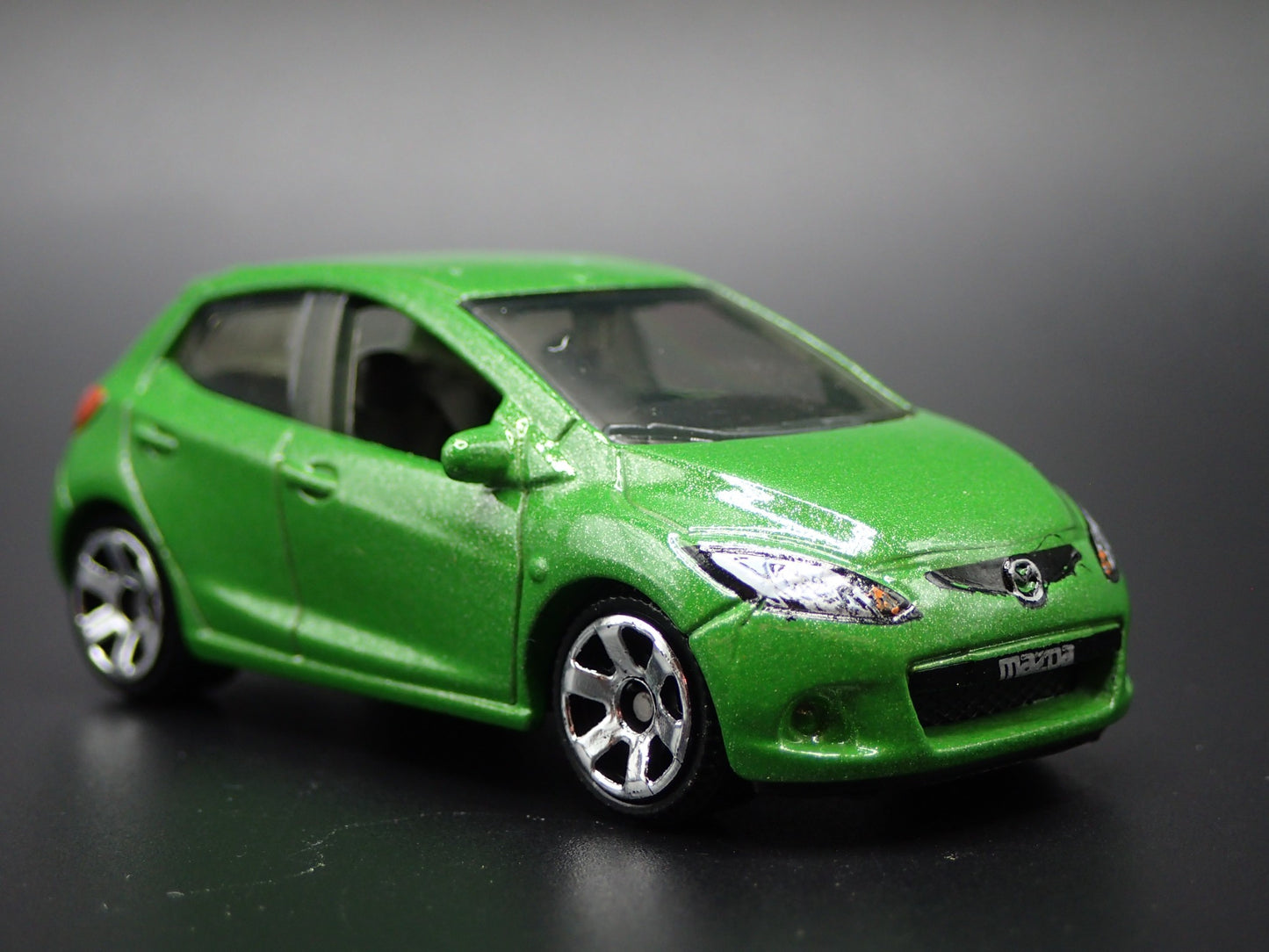2008-2014 MAZDA 2 4 FOUR DOOR GREEN 1:64 SCALE COLLECTIBLE DIECAST MODEL CAR