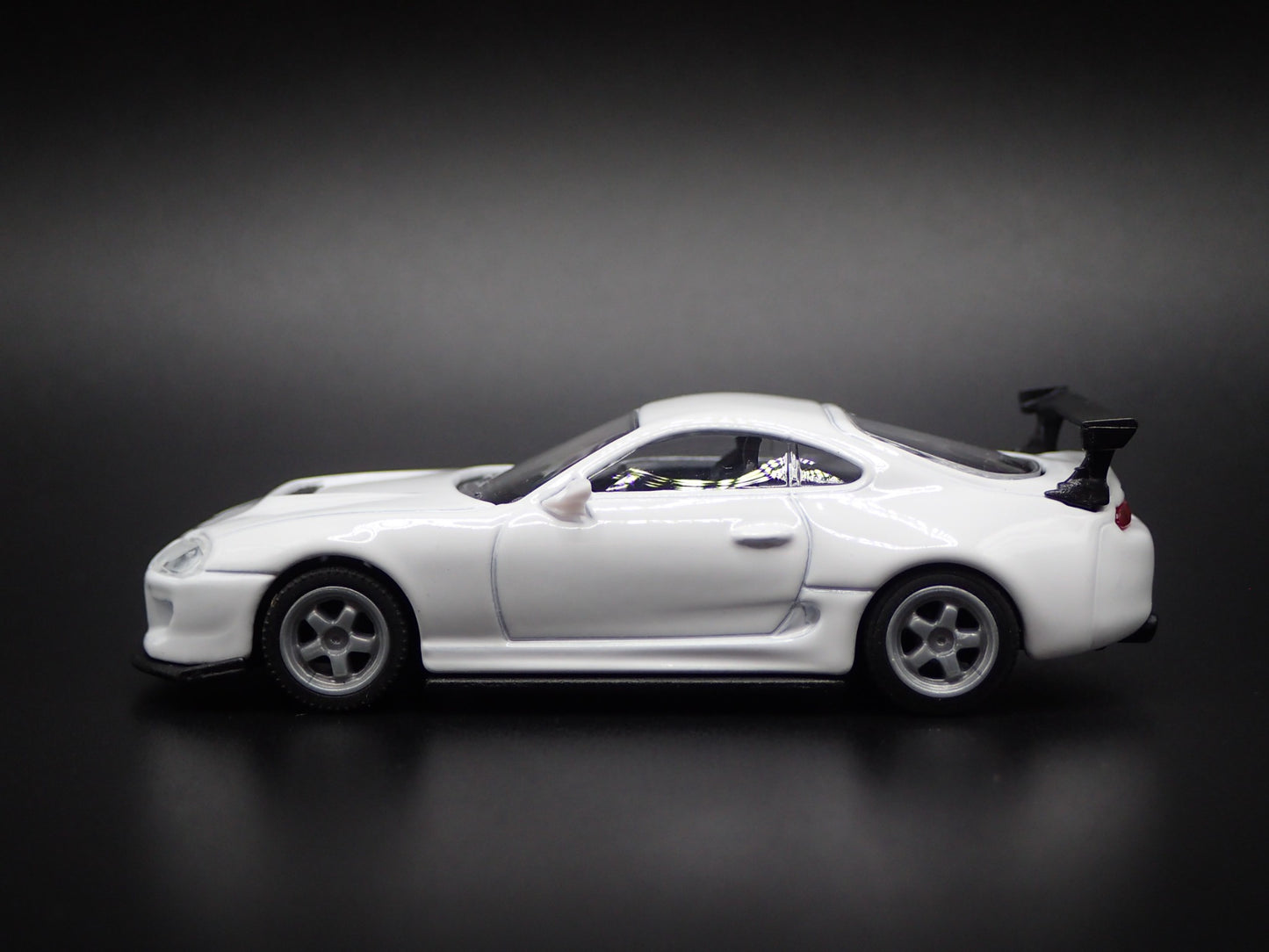 1993 - 2002 TOYOTA SUPRA WHITE 1/64 SCALE COLLECTIBLE DIORAMA DIECAST MODEL CAR
