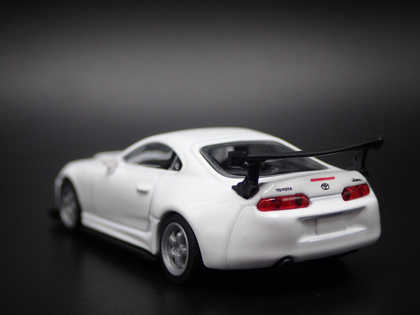 1993 - 2002 TOYOTA SUPRA WHITE 1/64 SCALE COLLECTIBLE DIORAMA DIECAST MODEL CAR