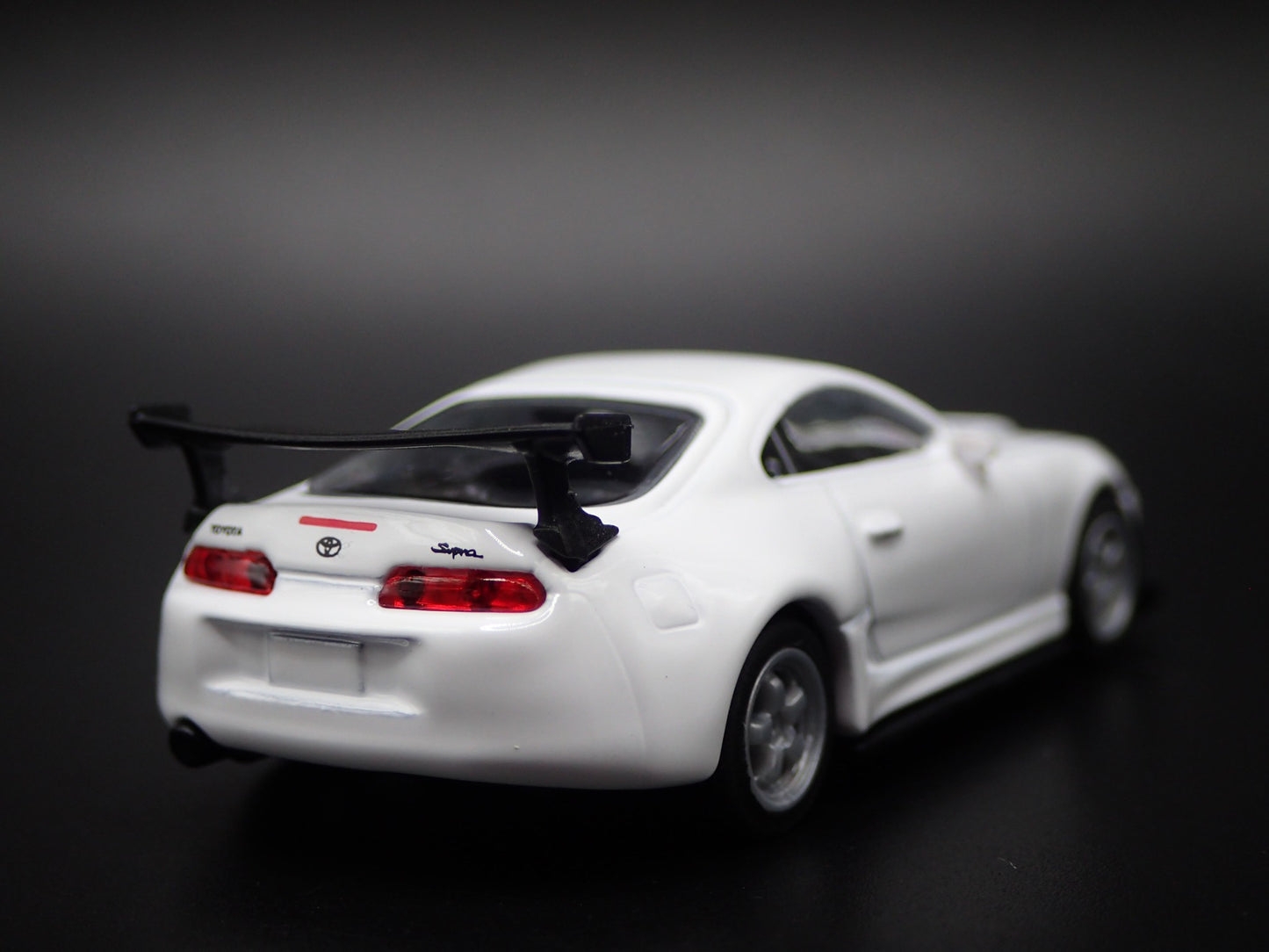 1993 - 2002 TOYOTA SUPRA WHITE 1/64 SCALE COLLECTIBLE DIORAMA DIECAST MODEL CAR
