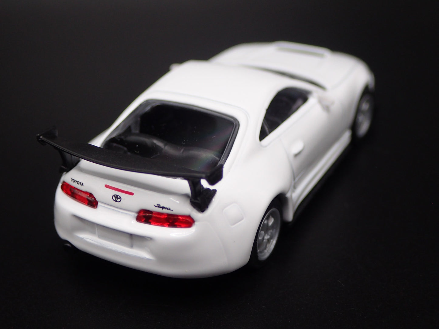 1993 - 2002 TOYOTA SUPRA WHITE 1/64 SCALE COLLECTIBLE DIORAMA DIECAST MODEL CAR