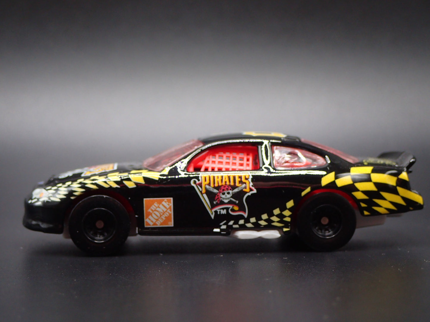 2000 00 FORD TAURUS NASCAR PITTSBURGH PIRATES BLACK 1/64 SCALE DIECAST MODEL CAR