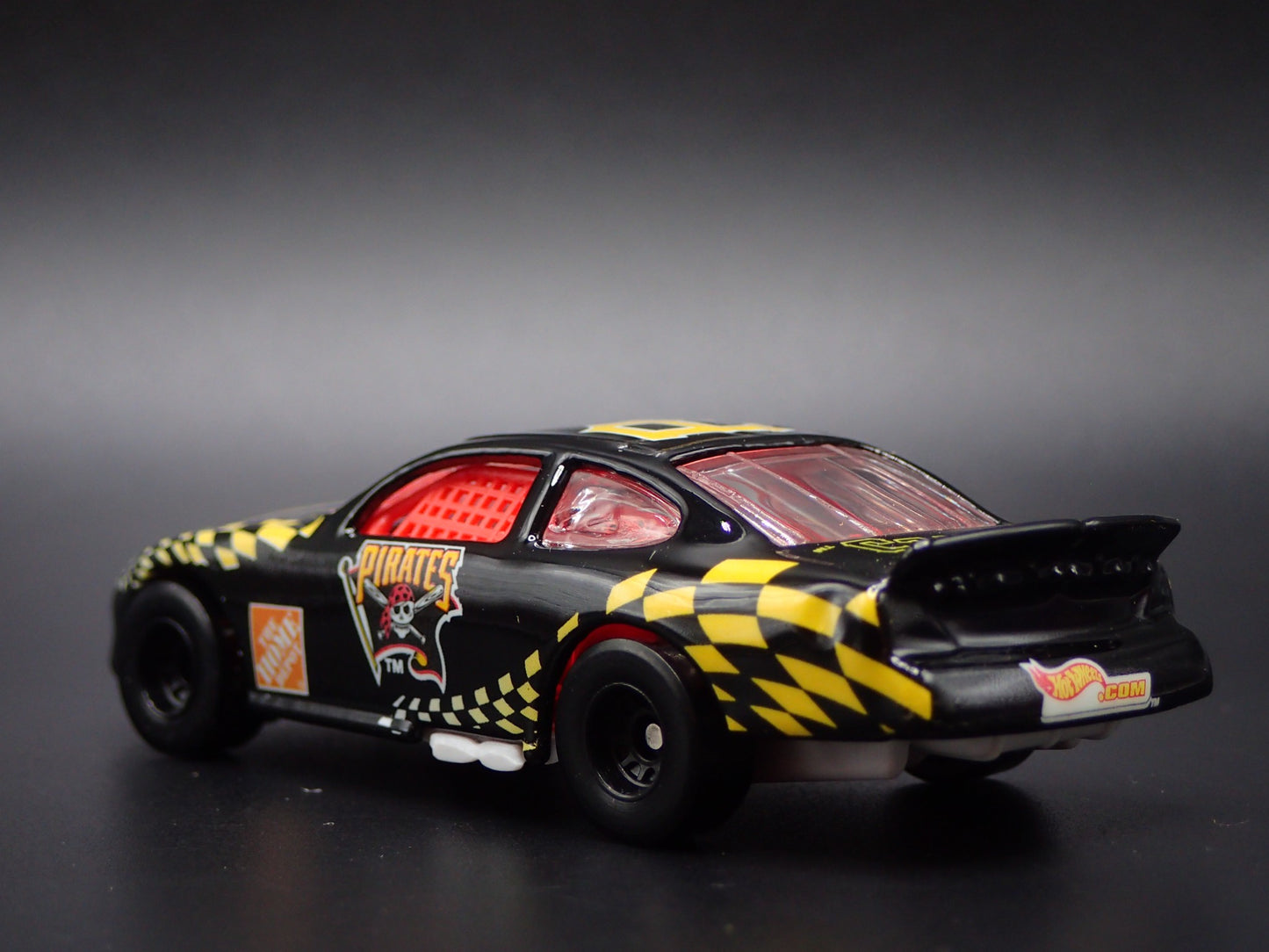 2000 00 FORD TAURUS NASCAR PITTSBURGH PIRATES BLACK 1/64 SCALE DIECAST MODEL CAR