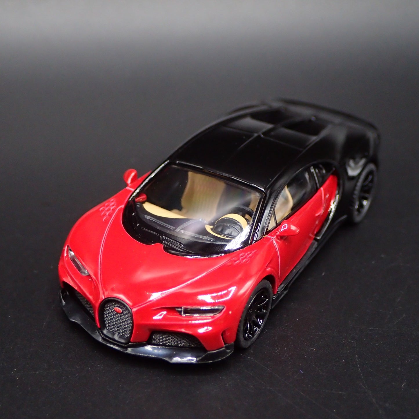 2016-2024 BUGATTI CHIRON SUPERSPORT RED 1:64 SCALE DIORAMA DIECAST MODEL CAR