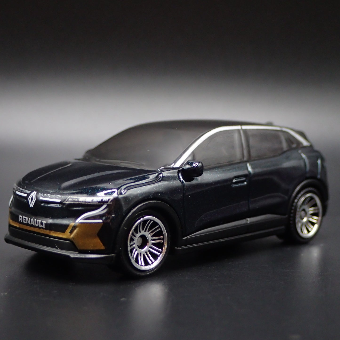 2022-2025 RENAULT MEGANE SUV BLACK 1:64 SCALE COLLECTIBLE DIECAST MODEL CAR