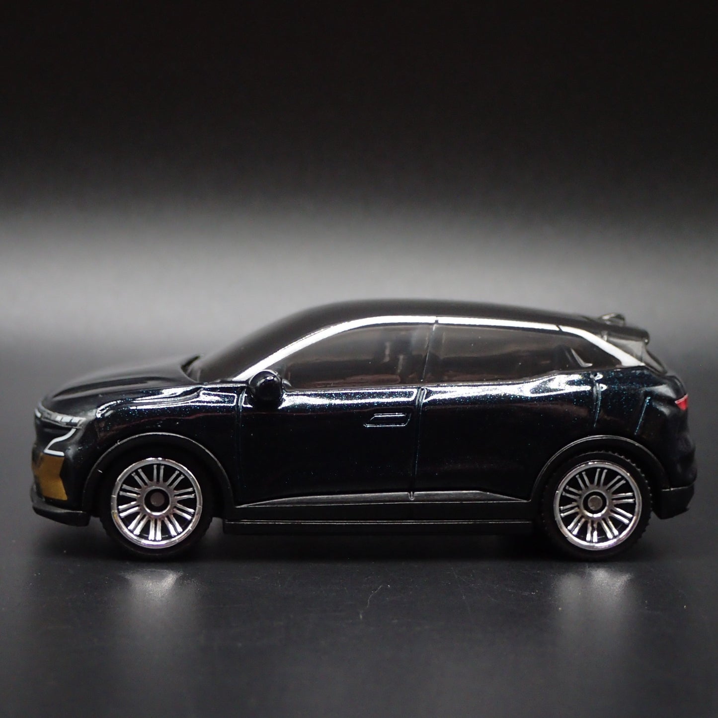 2022-2025 RENAULT MEGANE SUV BLACK 1:64 SCALE COLLECTIBLE DIECAST MODEL CAR