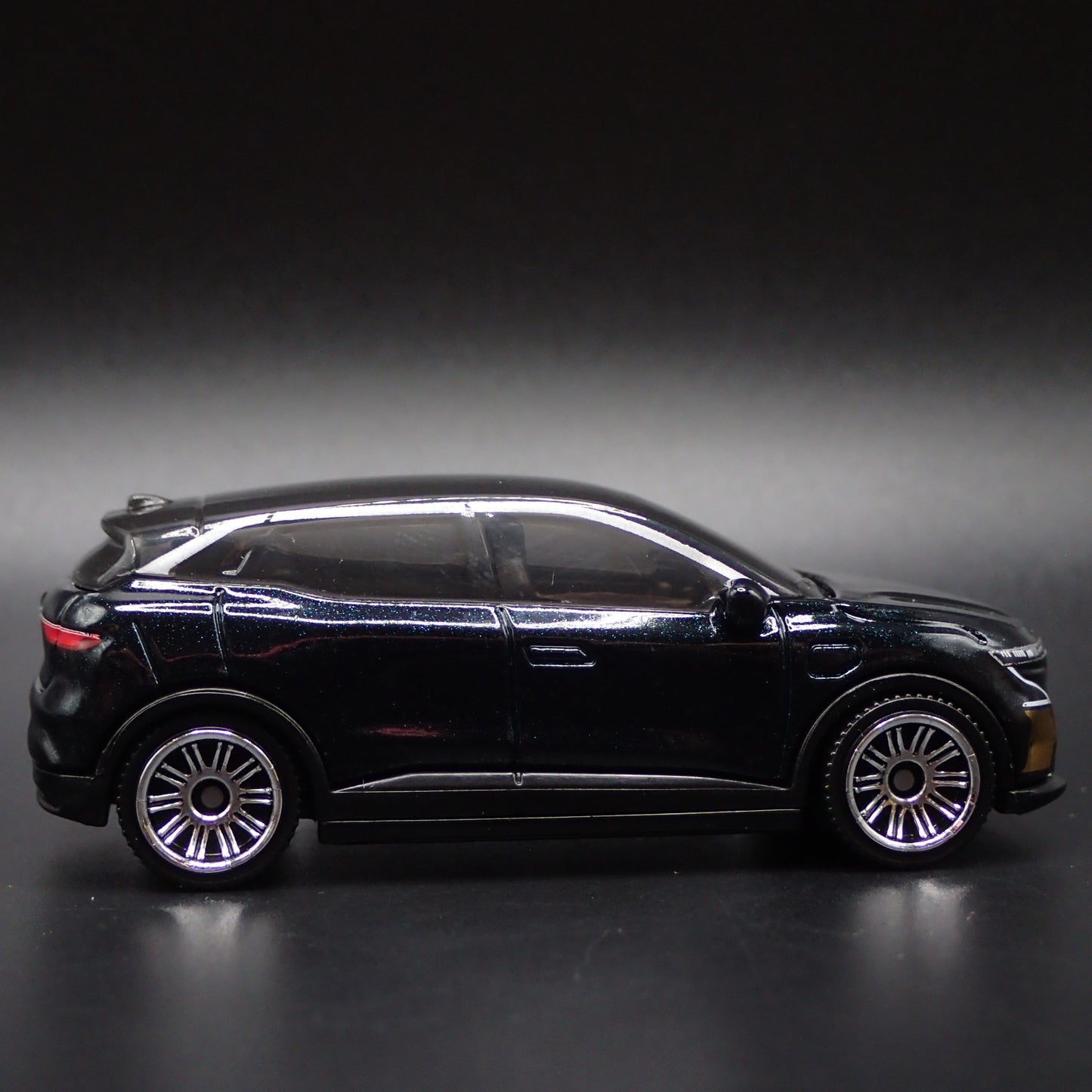 2022-2025 RENAULT MEGANE SUV BLACK 1:64 SCALE COLLECTIBLE DIECAST MODEL CAR