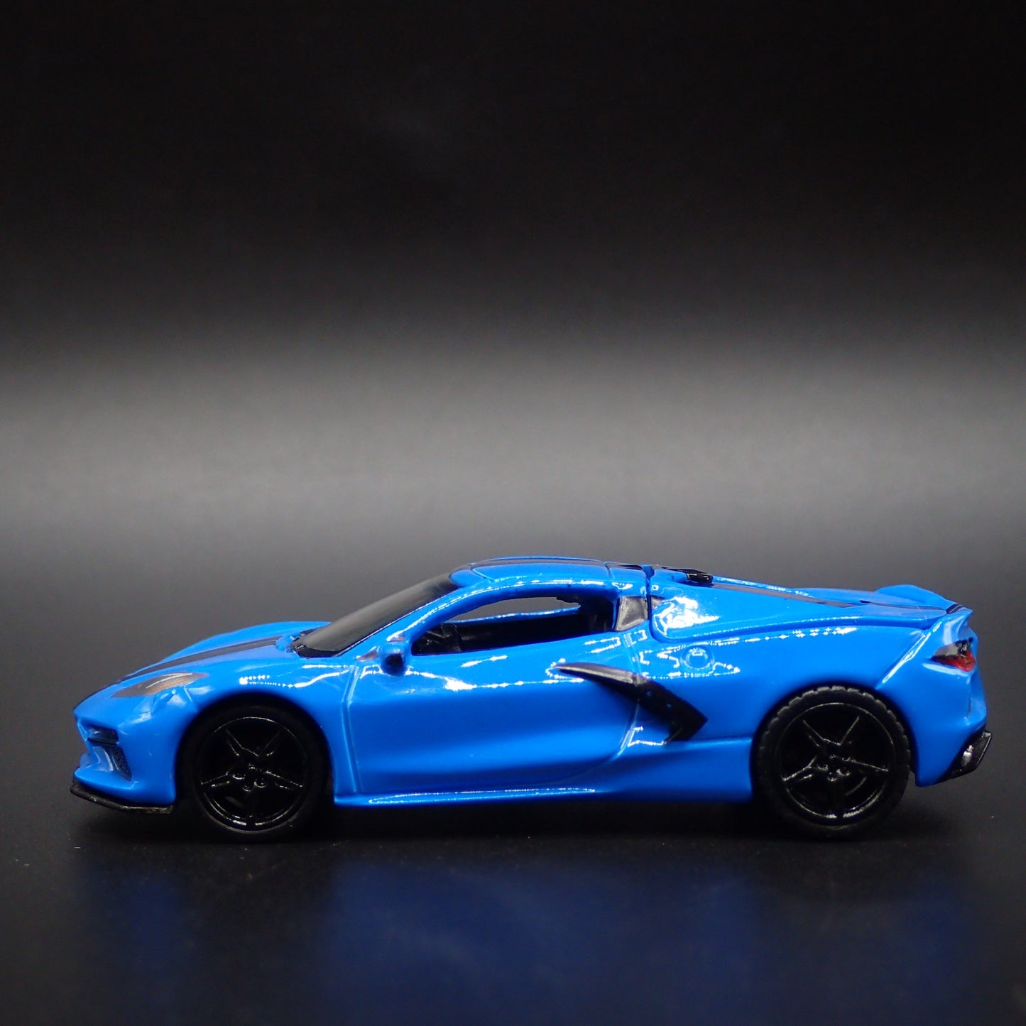 2020-2025 CHEVY CHEVROLET CORVETTE STINGRAY C8 BLUE 1:64 SCALE DIECAST MODEL CAR