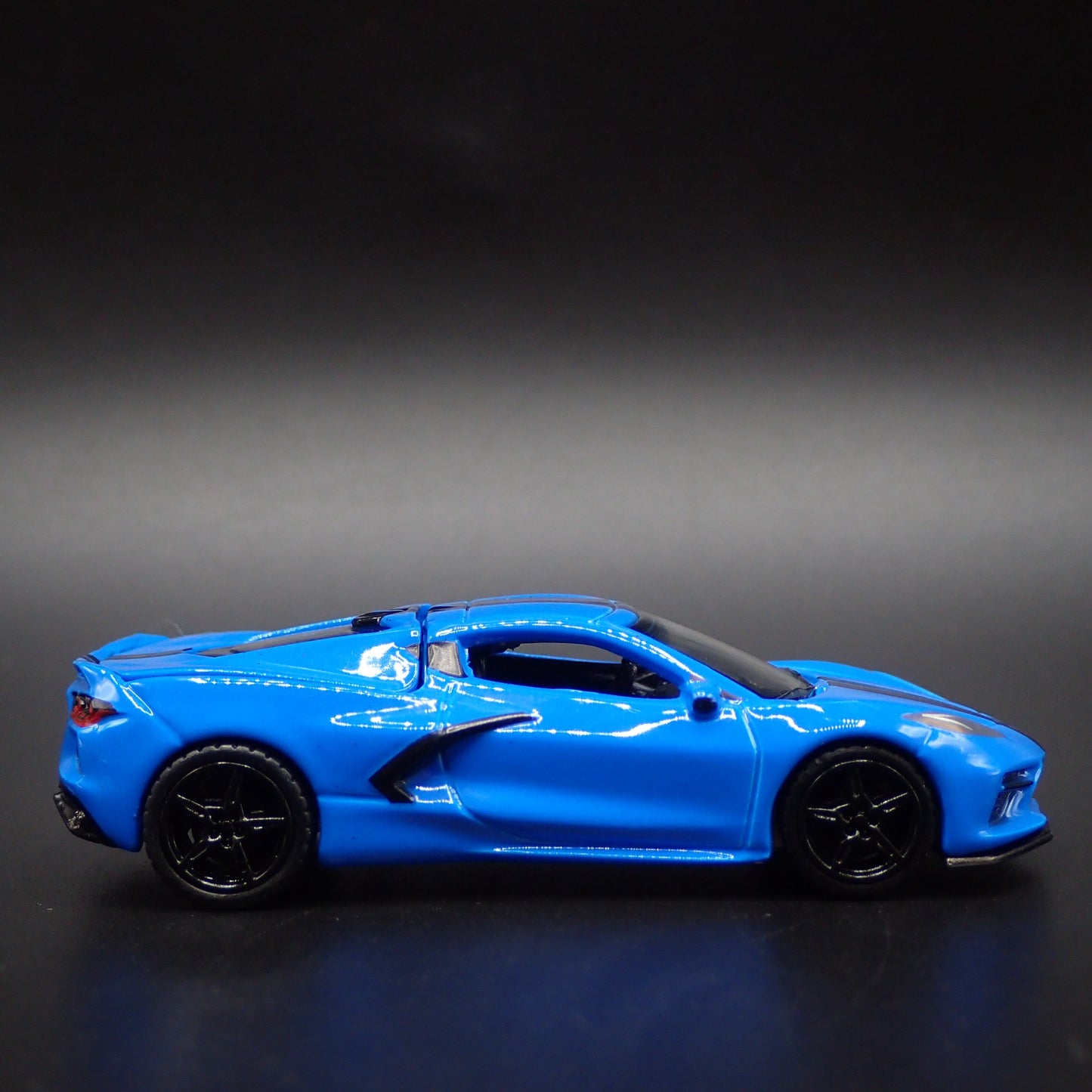 2020-2025 CHEVY CHEVROLET CORVETTE STINGRAY C8 BLUE 1:64 SCALE DIECAST MODEL CAR