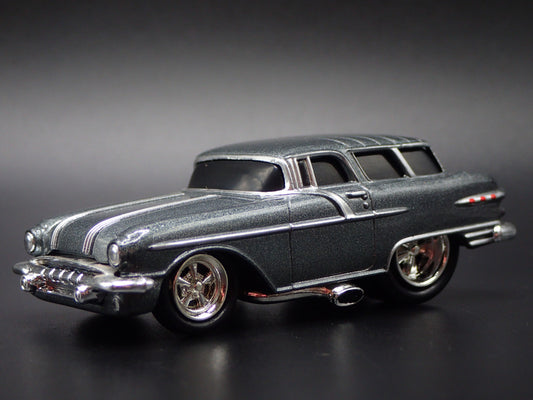 1956 56 PONTIAC SAFARI STATION WAGON GREY 1:64 SCALE DIORAMA DIECAST MODEL CAR