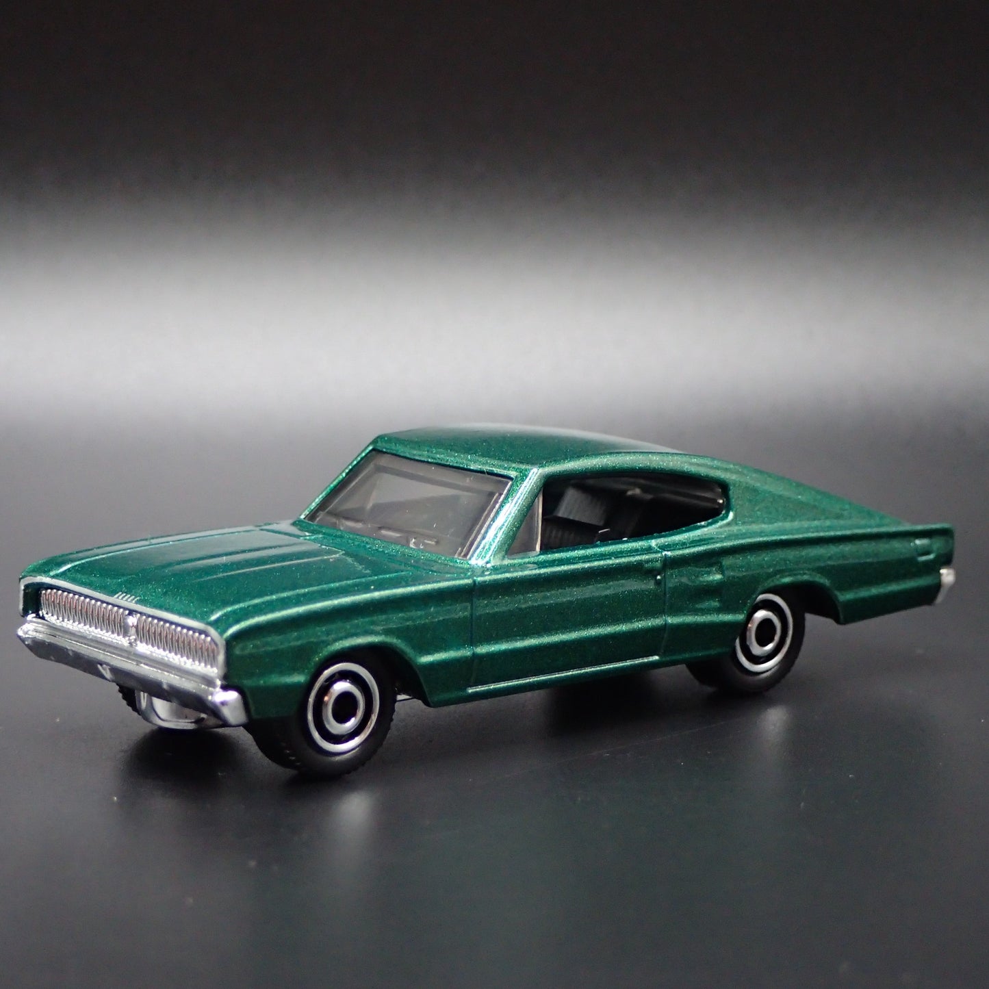 1966 66 DODGE CHARGER MUSCLE 1:64 SCALE COLLECTIBLE DIORAMA DIECAST MODEL CAR