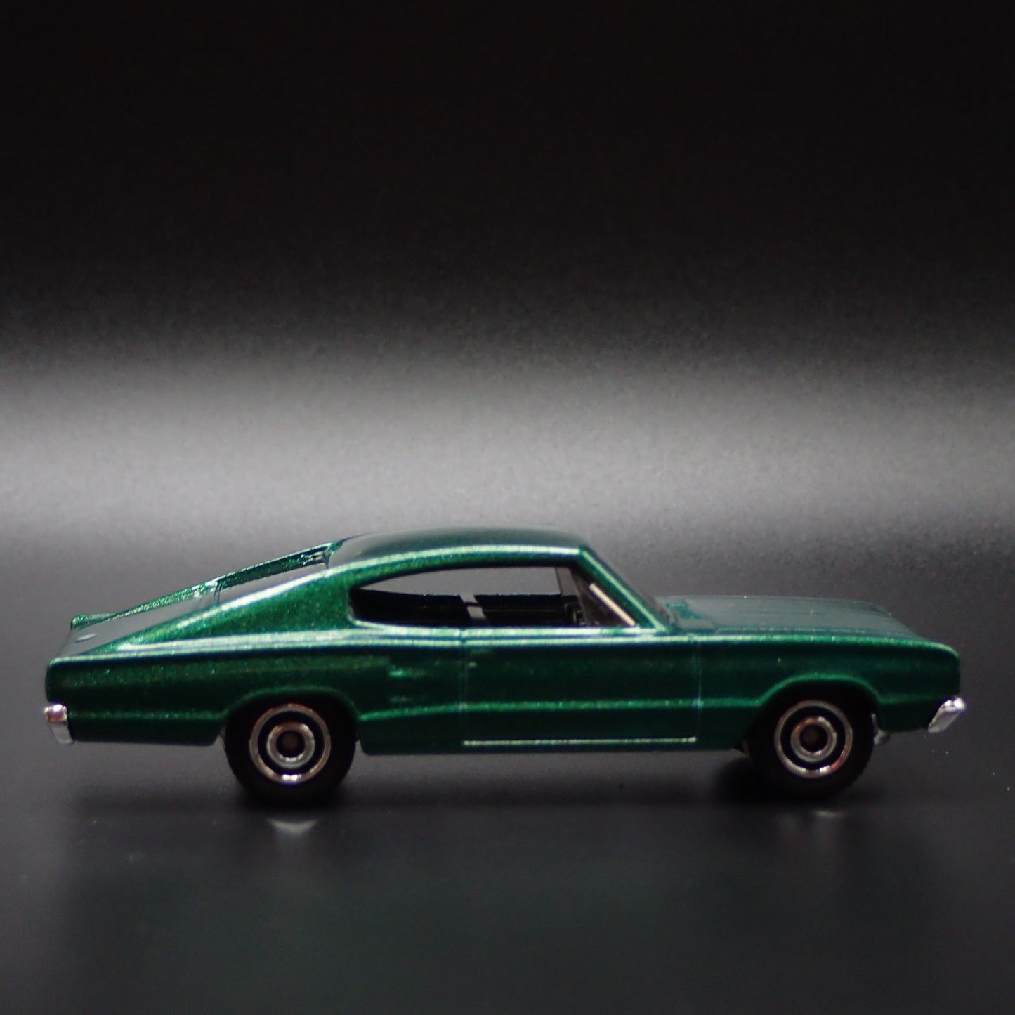 1966 66 DODGE CHARGER MUSCLE 1:64 SCALE COLLECTIBLE DIORAMA DIECAST MODEL CAR