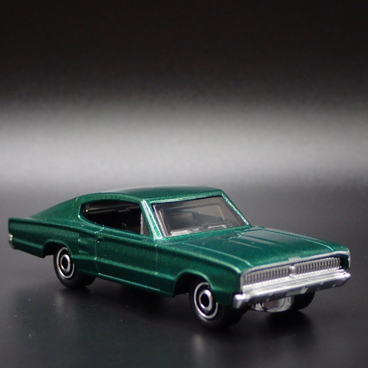 1966 66 DODGE CHARGER MUSCLE 1:64 SCALE COLLECTIBLE DIORAMA DIECAST MODEL CAR