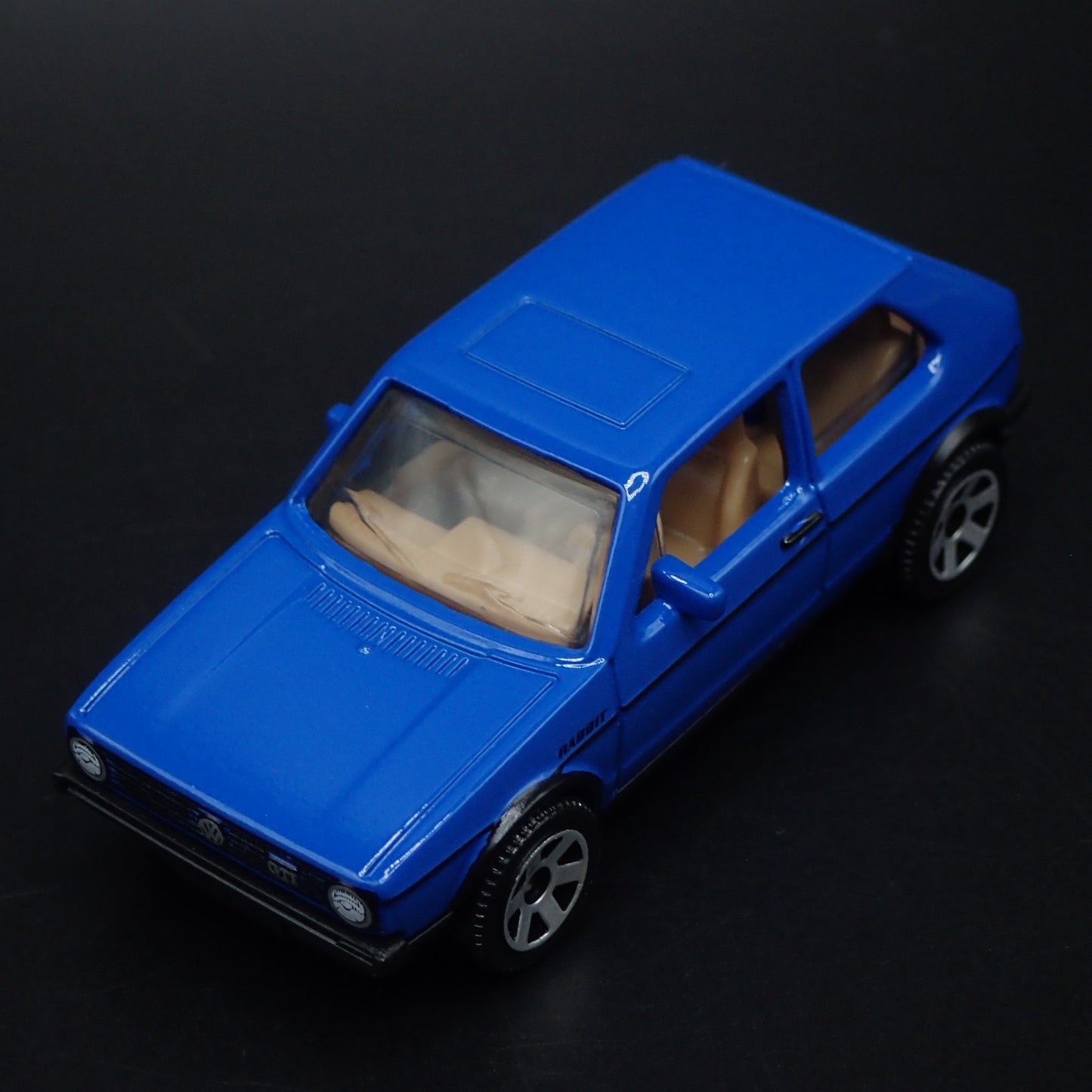 1974-1983 VW VOLKSWAGEN GOLF MK1 BLUE RARE 1:64 SCALE DIORAMA DIECAST MODEL CAR