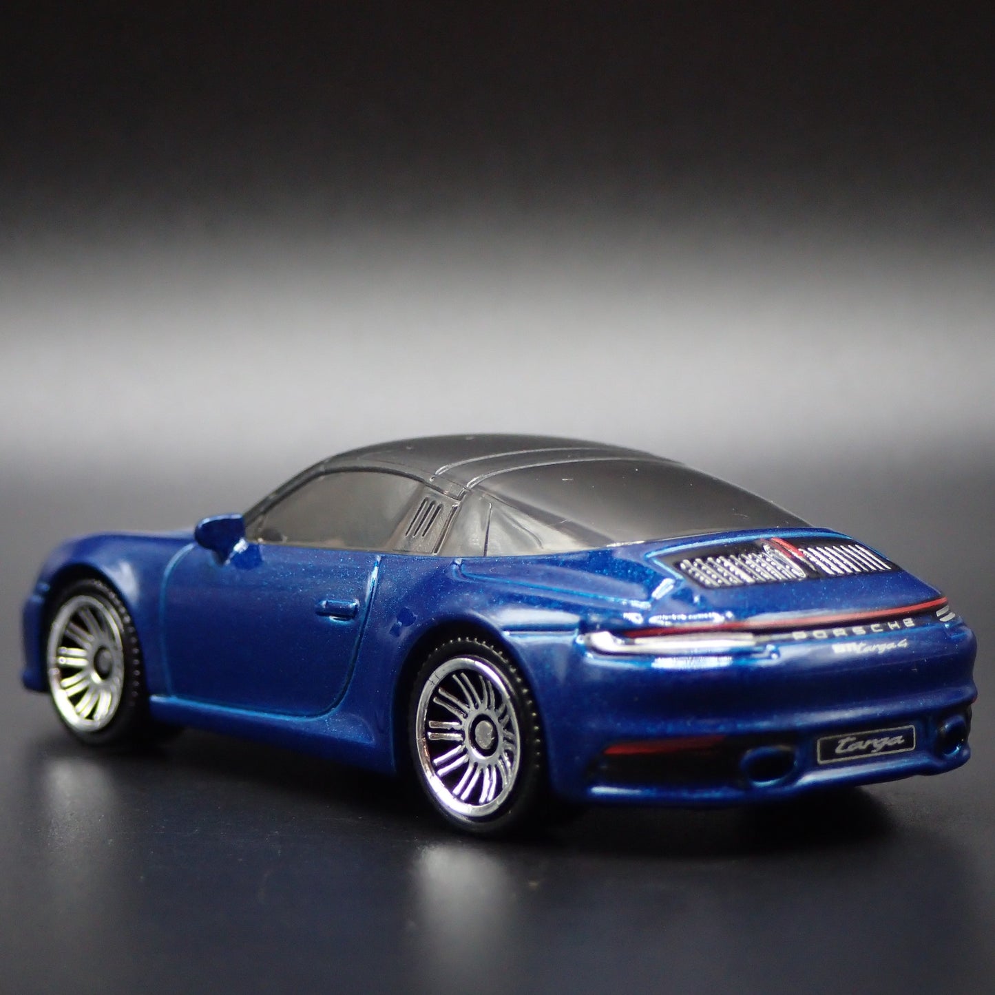 2018-2025 PORSCHE 911 TARGA 4S BLUE 1:64 SCALE COLLECTIBLE DIECAST MODEL CAR