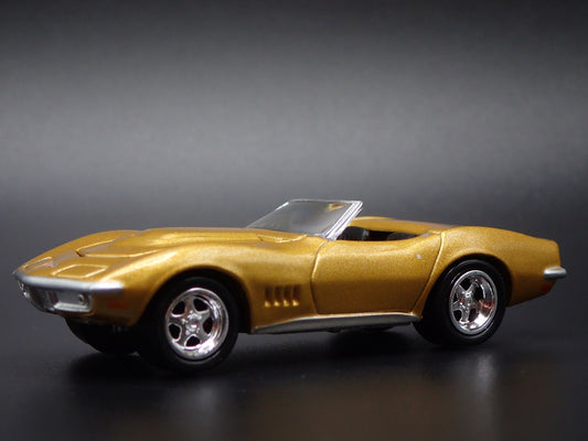 1969 69 CHEVY CHEVROLET CORVETTE CONVERTIBLE GOLD 1:64 SCALE DIECAST MODEL CAR