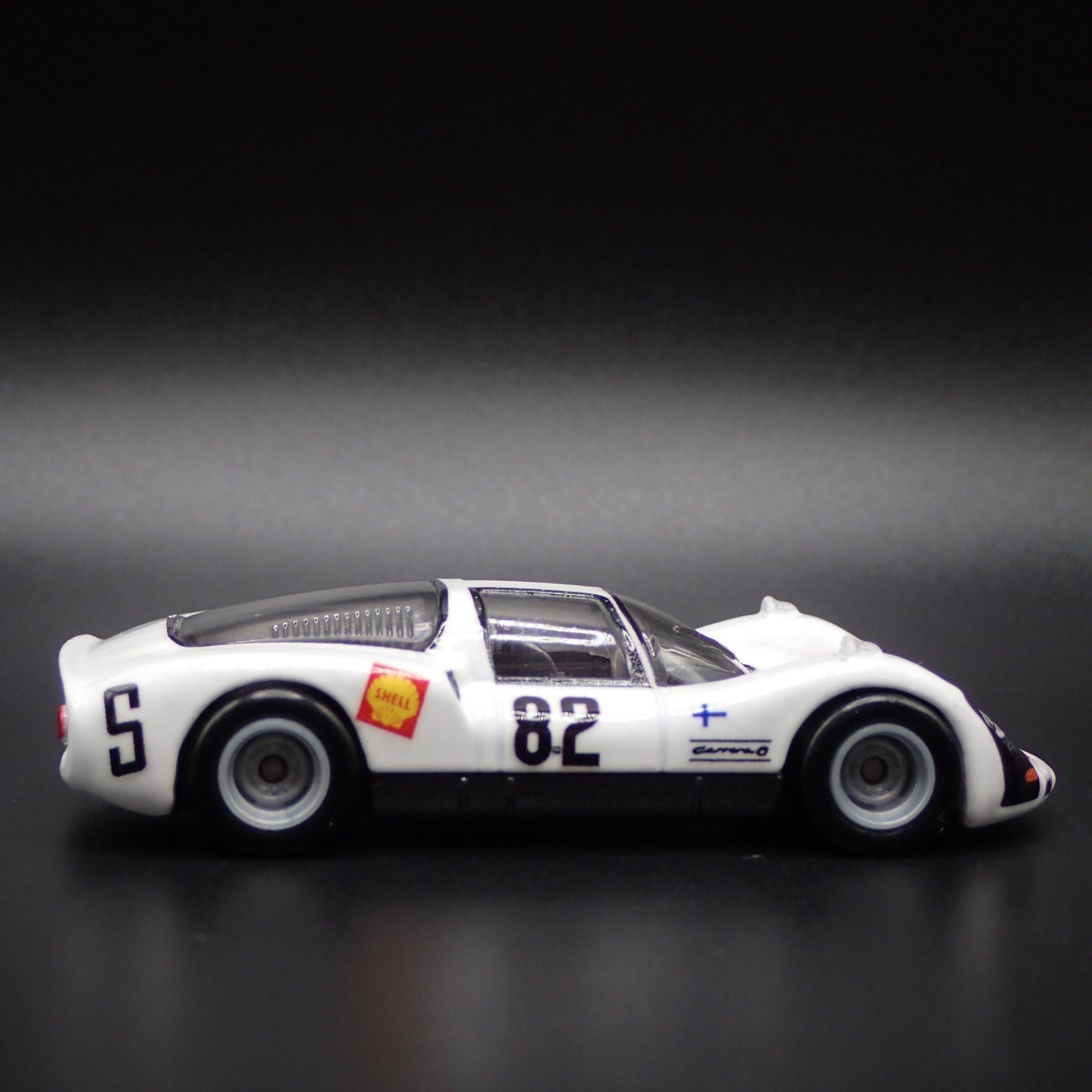 1966 PORSCHE 906 CARRERA 6 RACE CAR SHELL 1:64 SCALE DIORAMA DIECAST MODEL CAR
